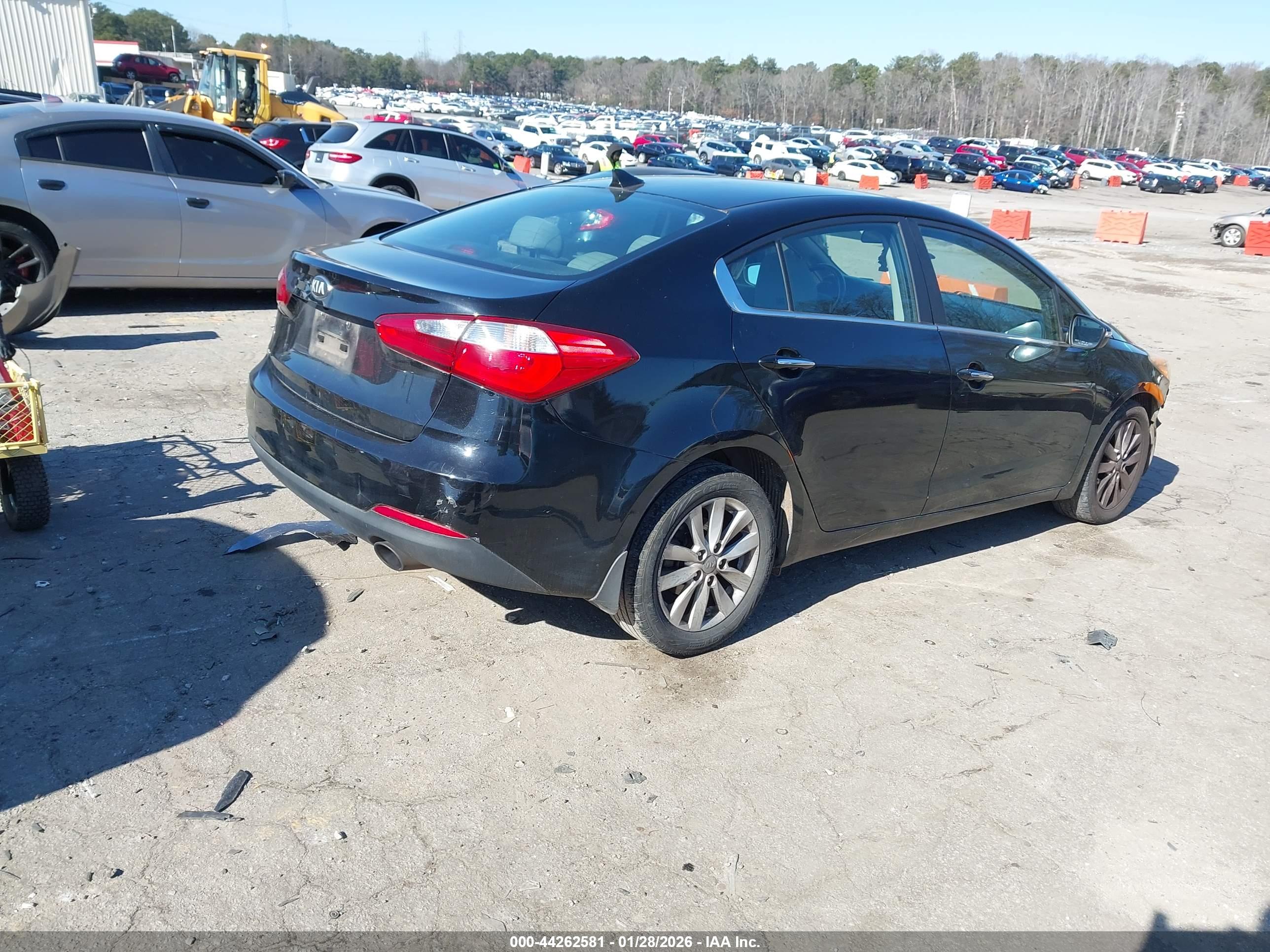 KIA FORTE image 4