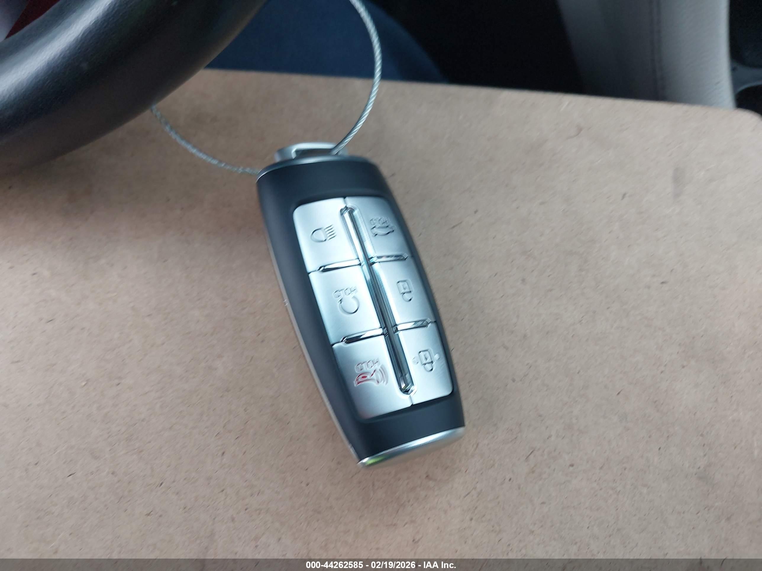 GENESIS G70 image 11