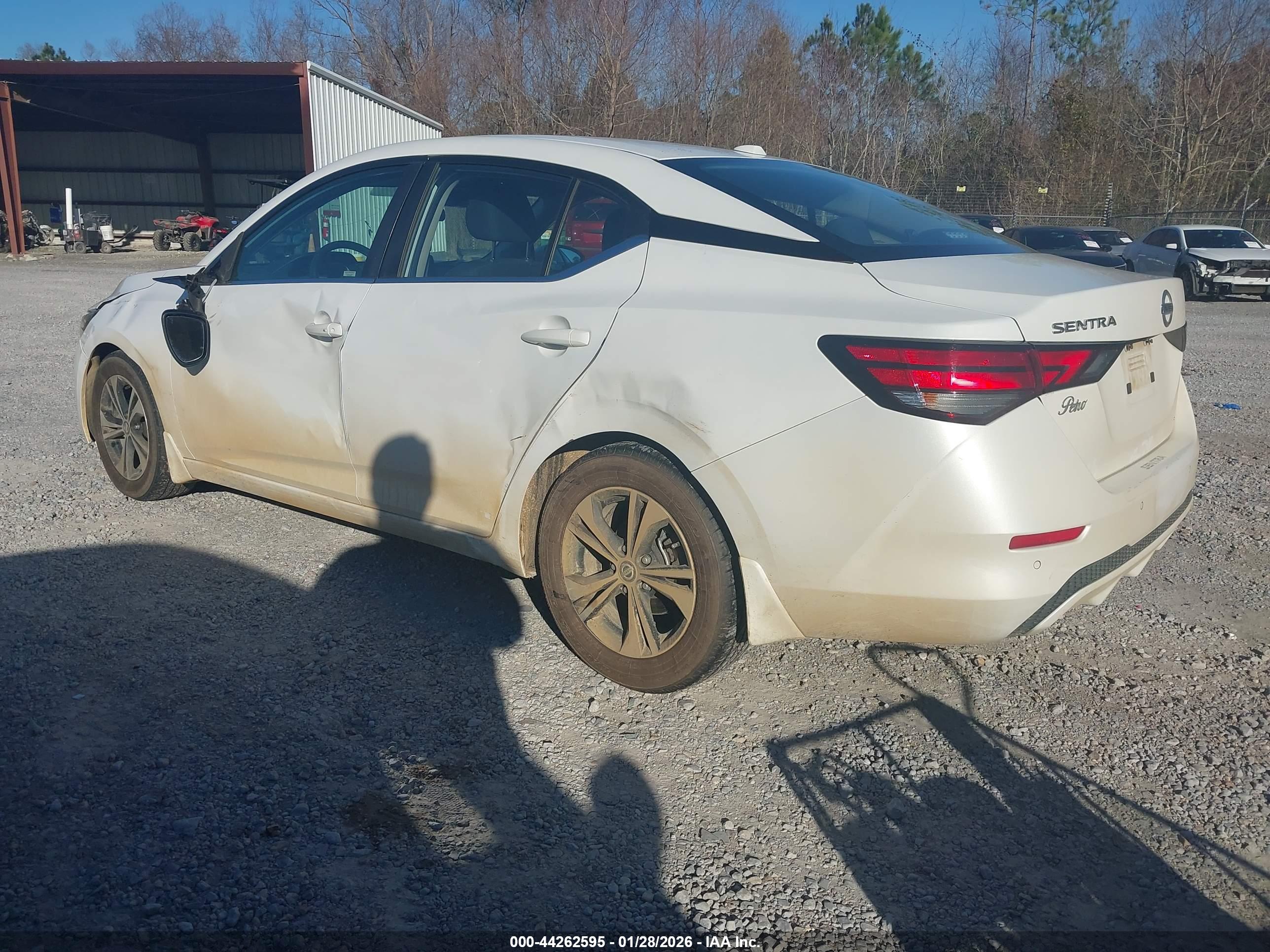 NISSAN SENTRA image 3