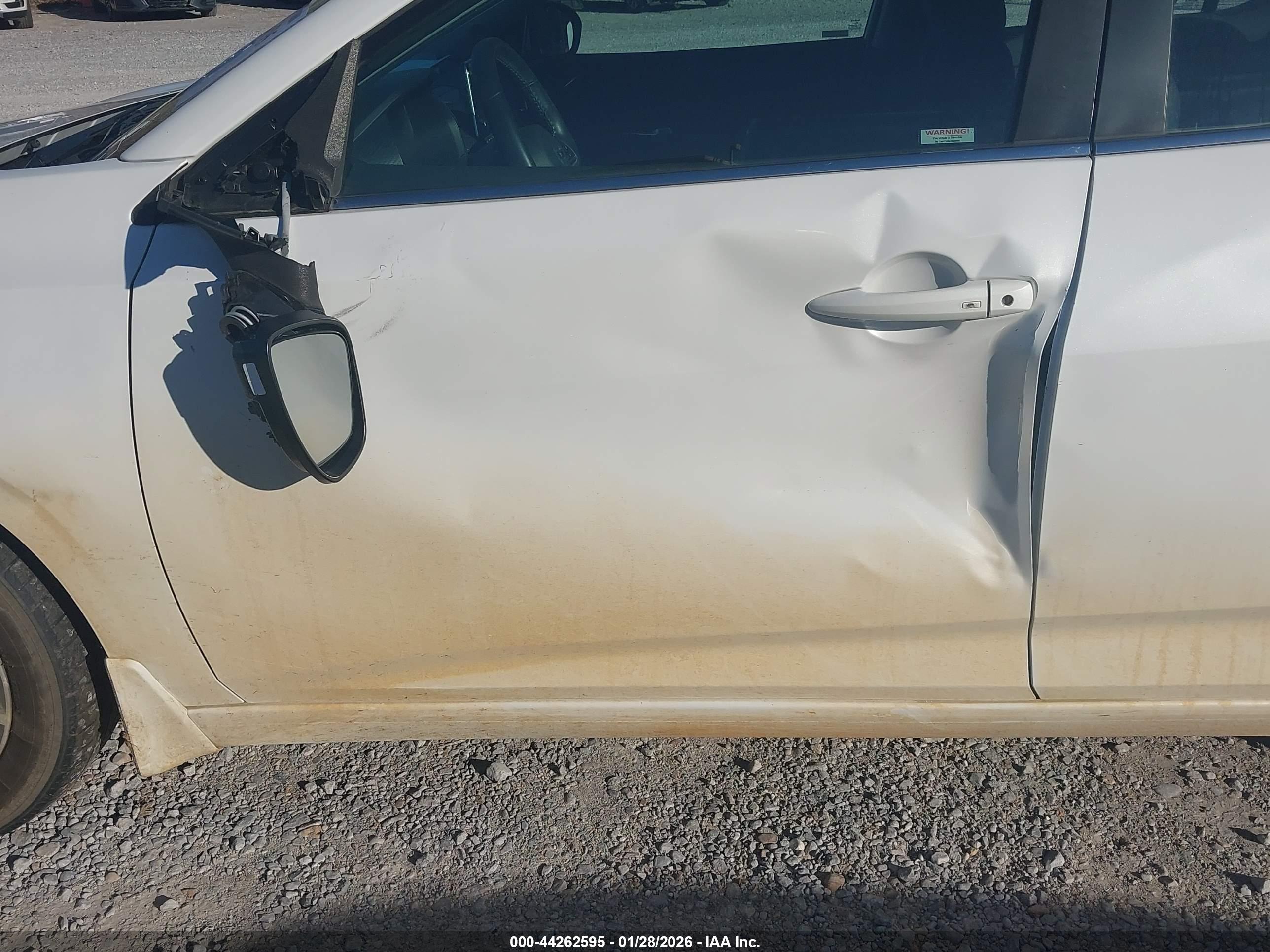 NISSAN SENTRA image 6