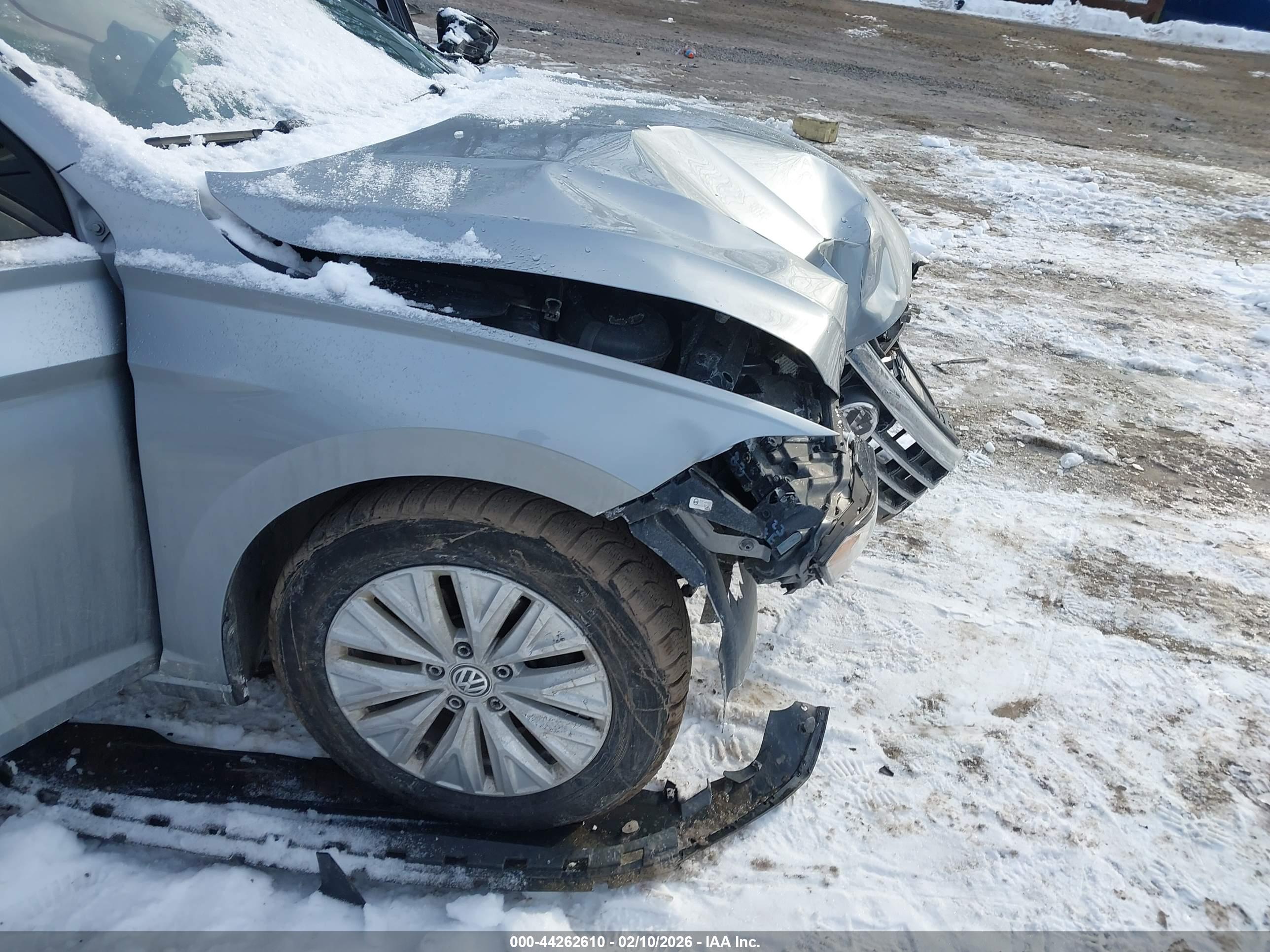 VOLKSWAGEN JETTA image 6