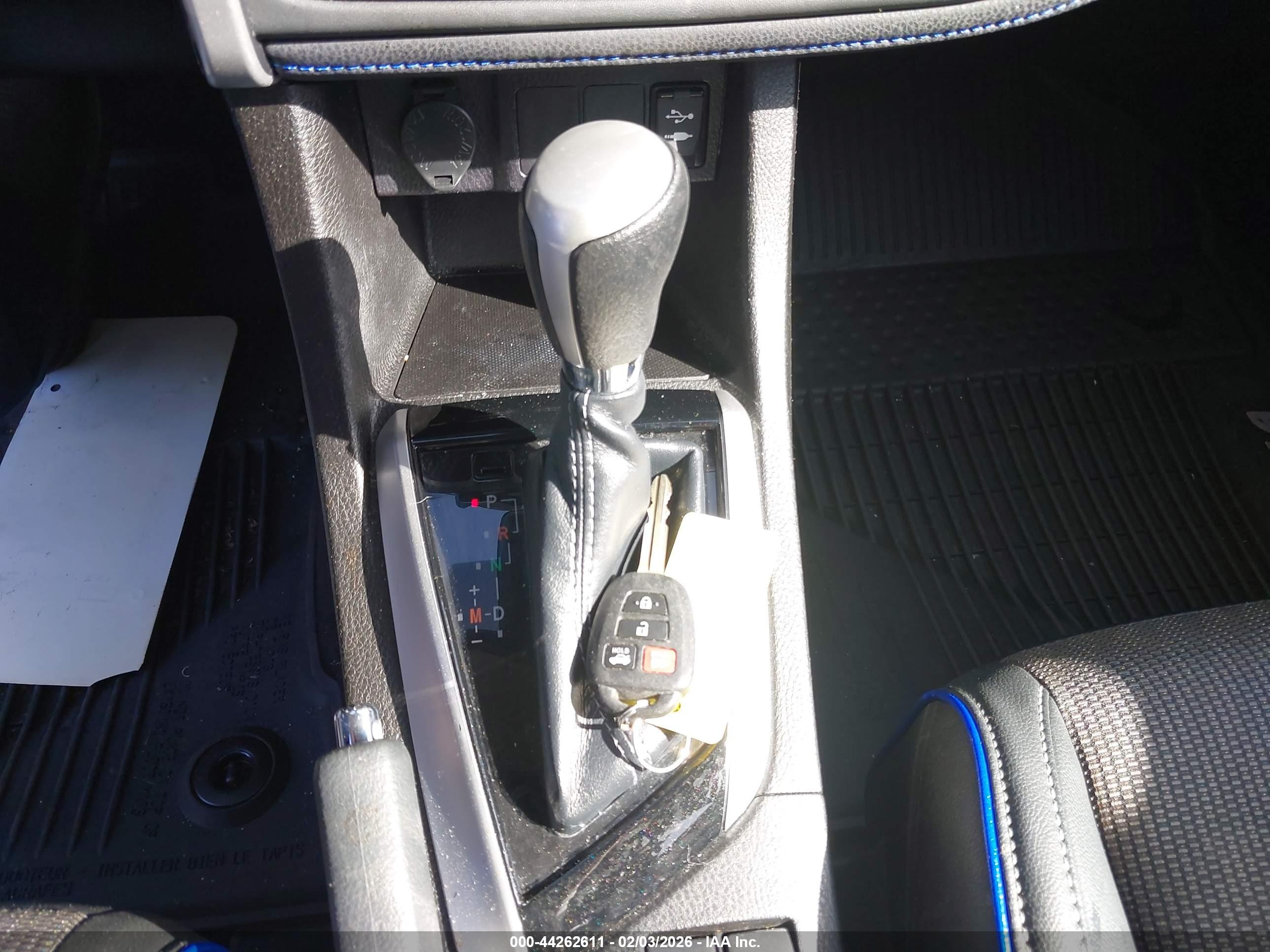 TOYOTA COROLLA image 11