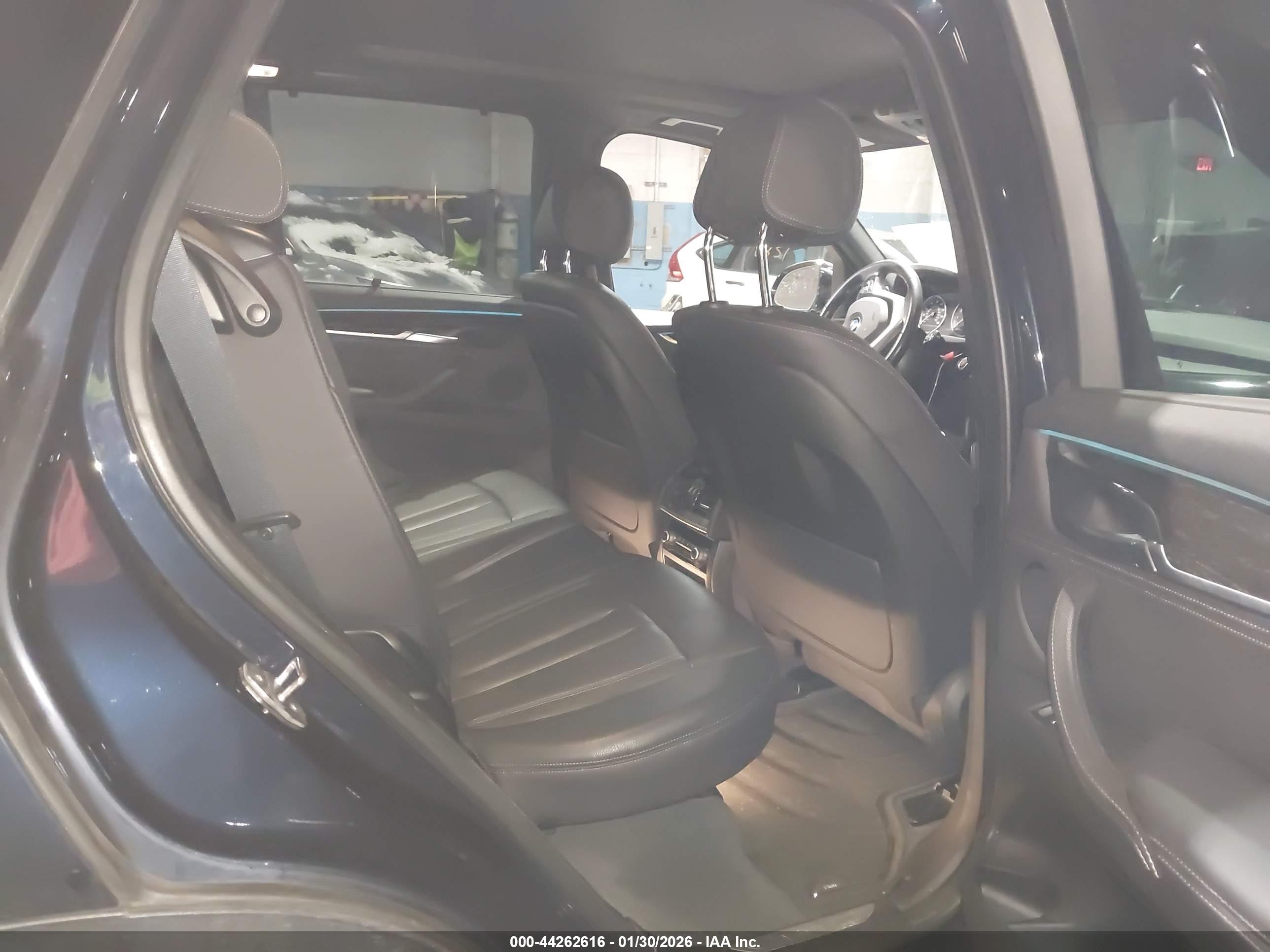 BMW X5 image 8