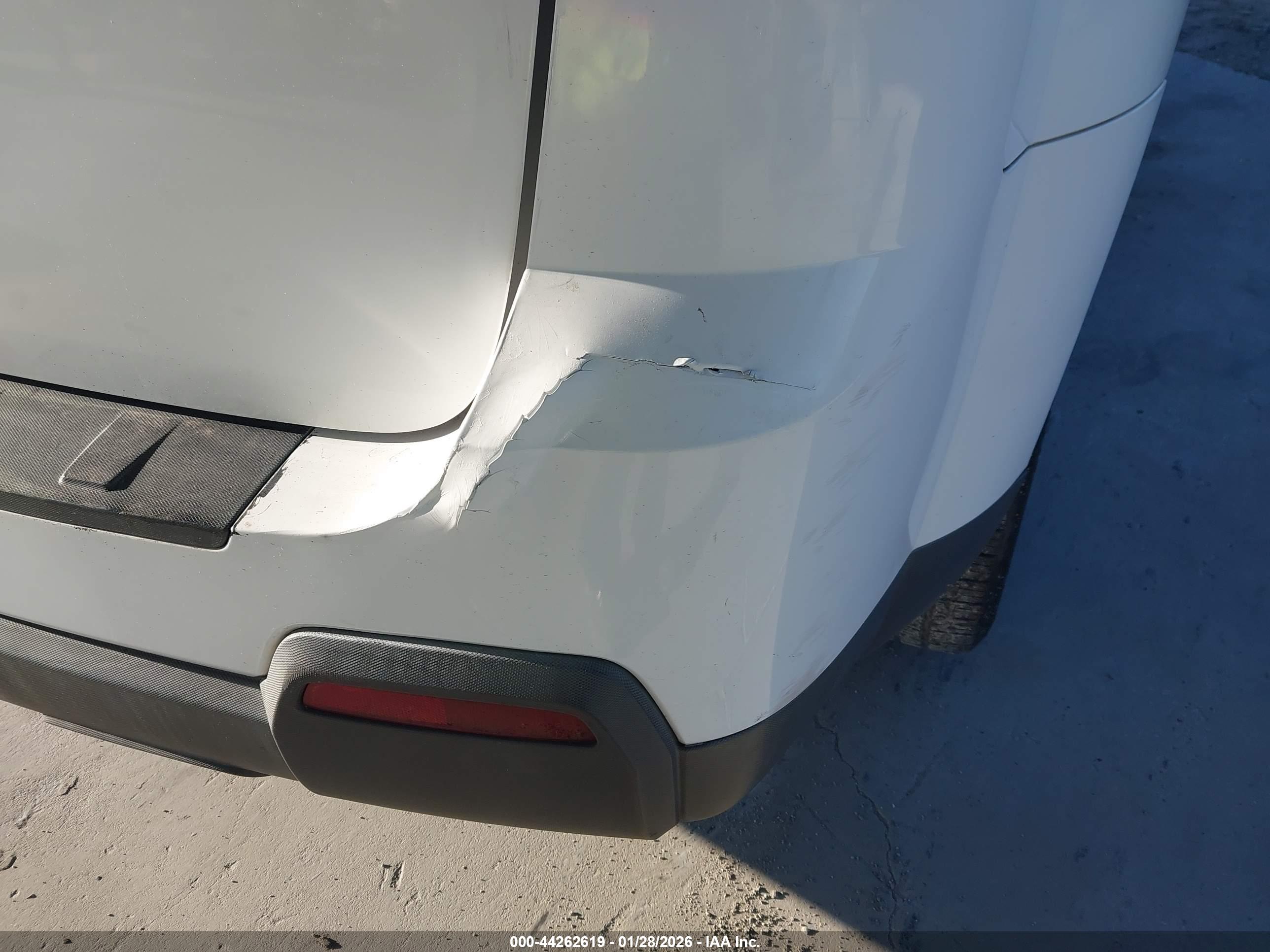 GMC TERRAIN image 6