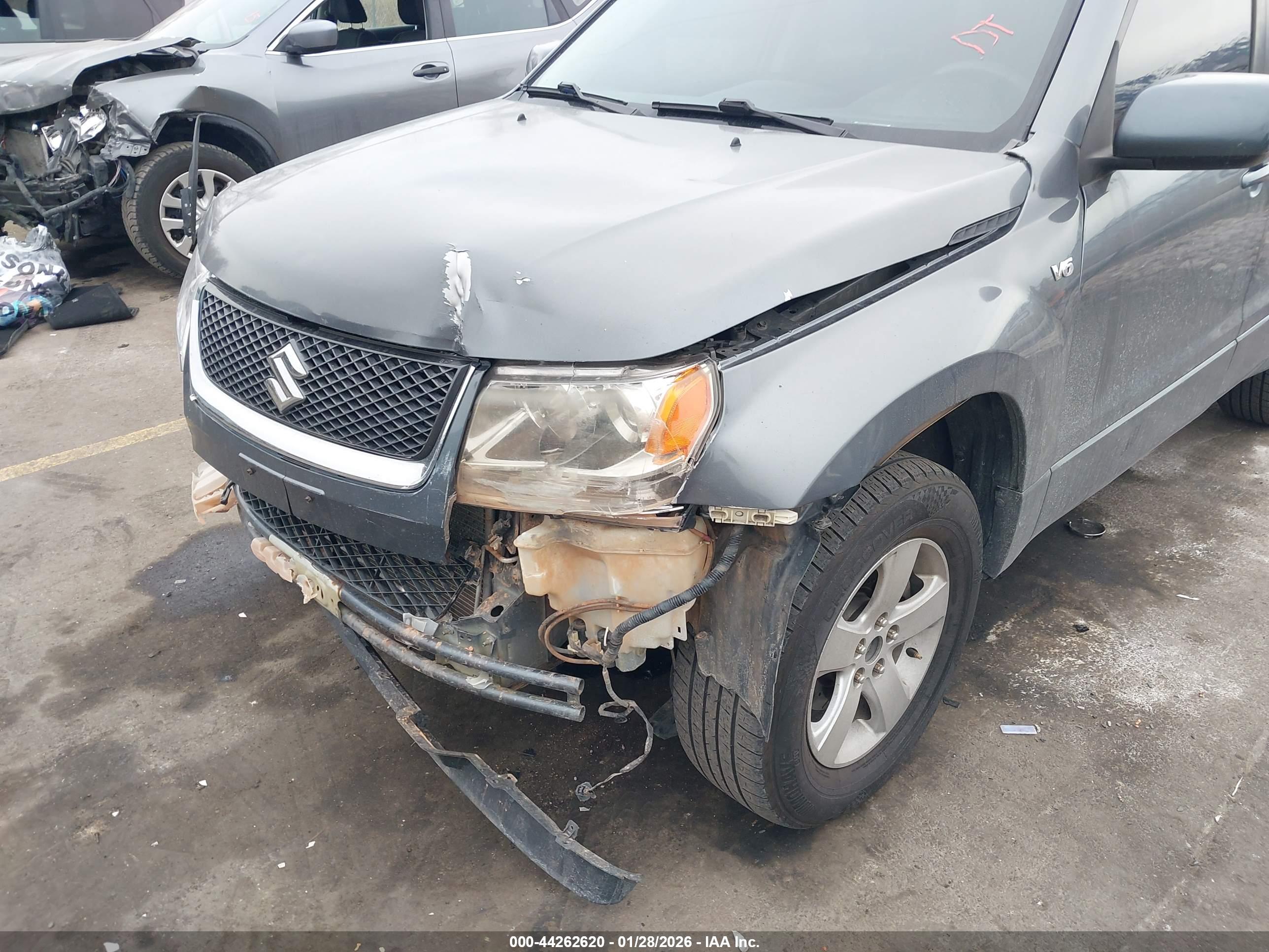 SUZUKI GRAND image 6