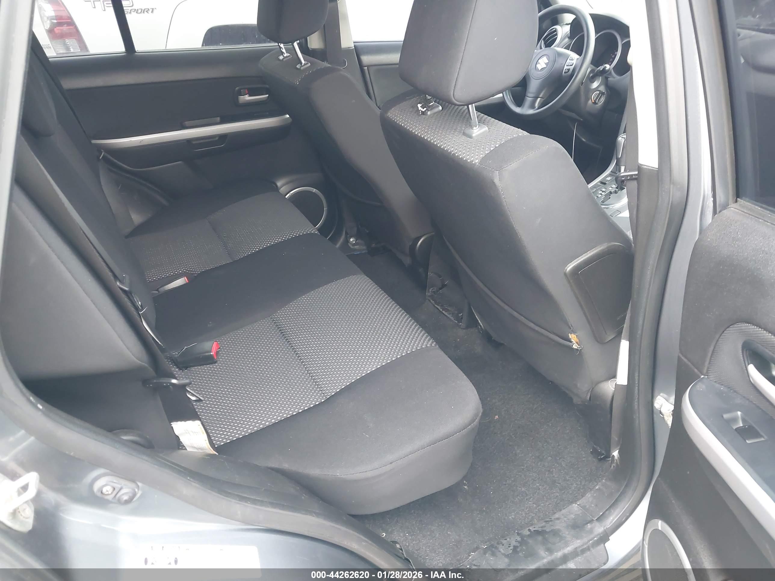 SUZUKI GRAND image 8