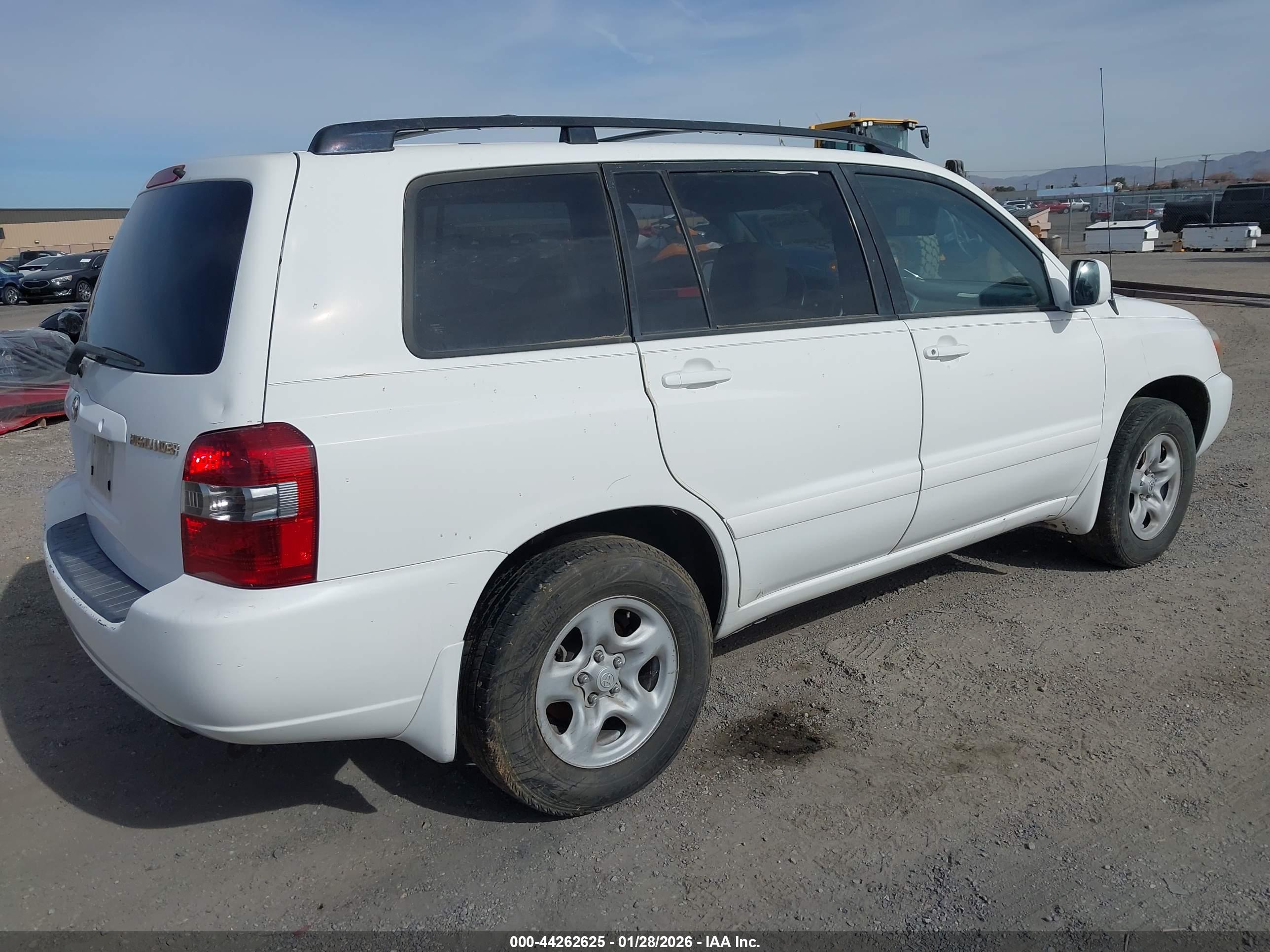 TOYOTA HIGHLANDER image 4