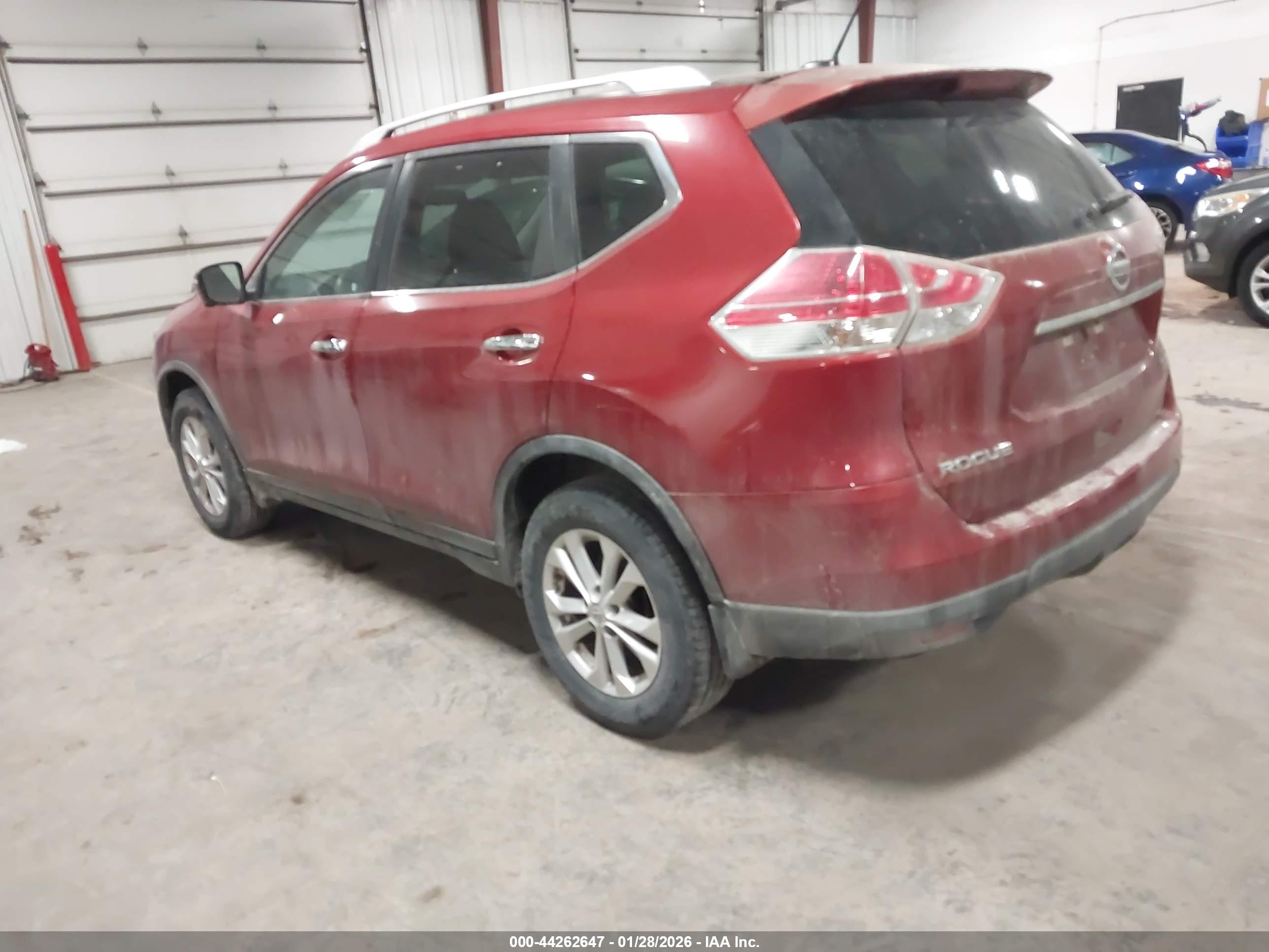 NISSAN ROGUE image 3