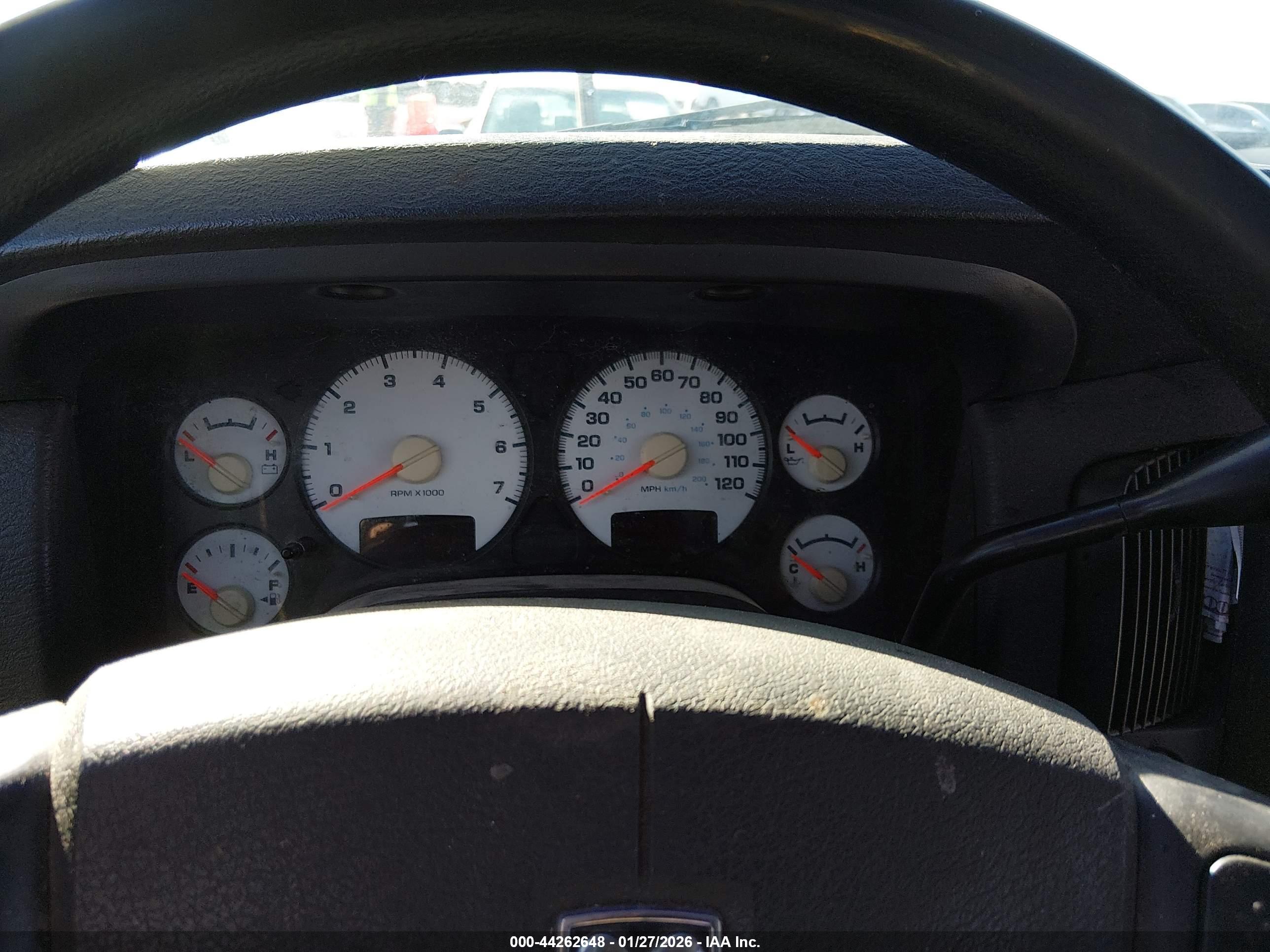 DODGE RAM image 7