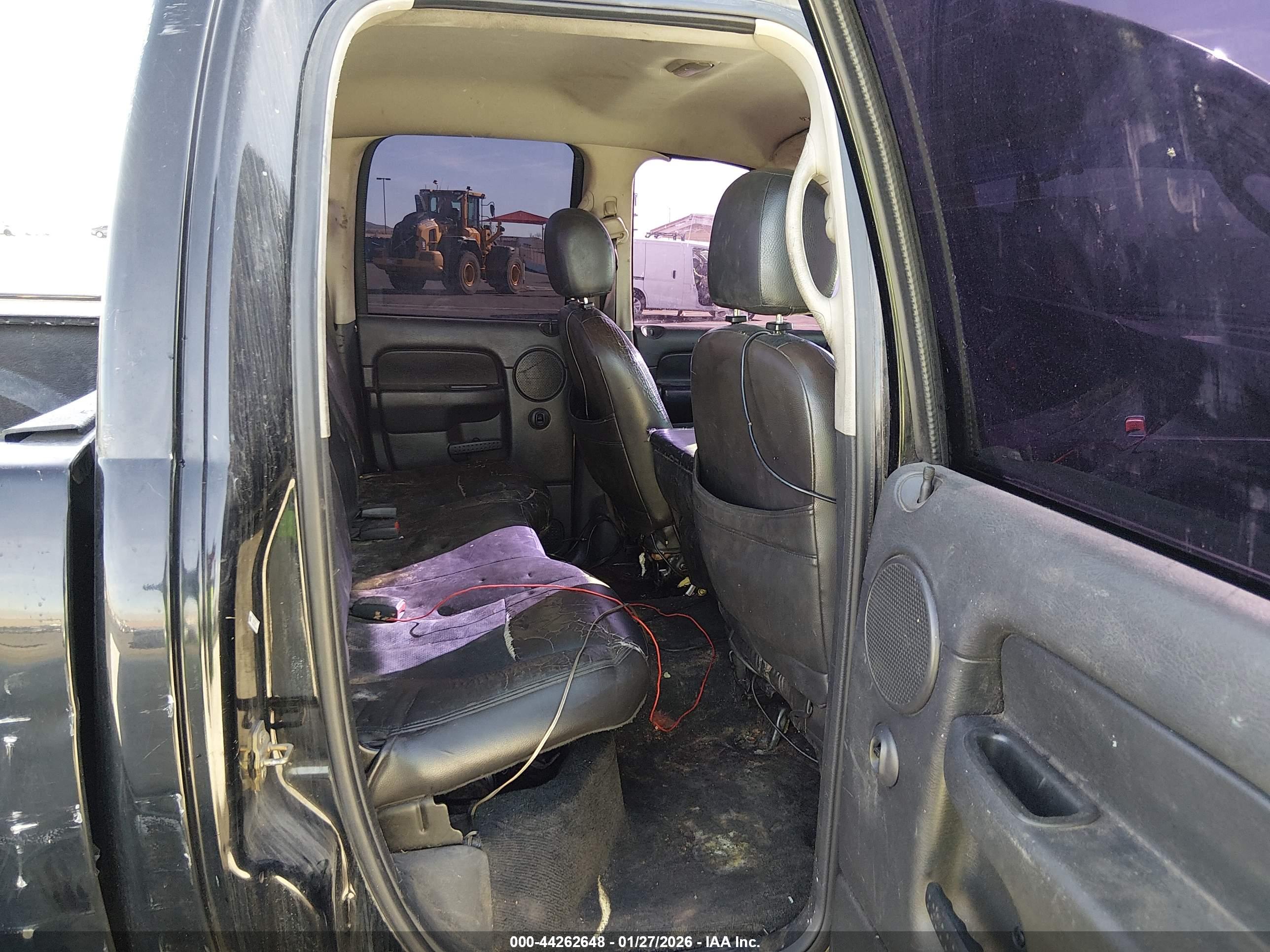 DODGE RAM image 8