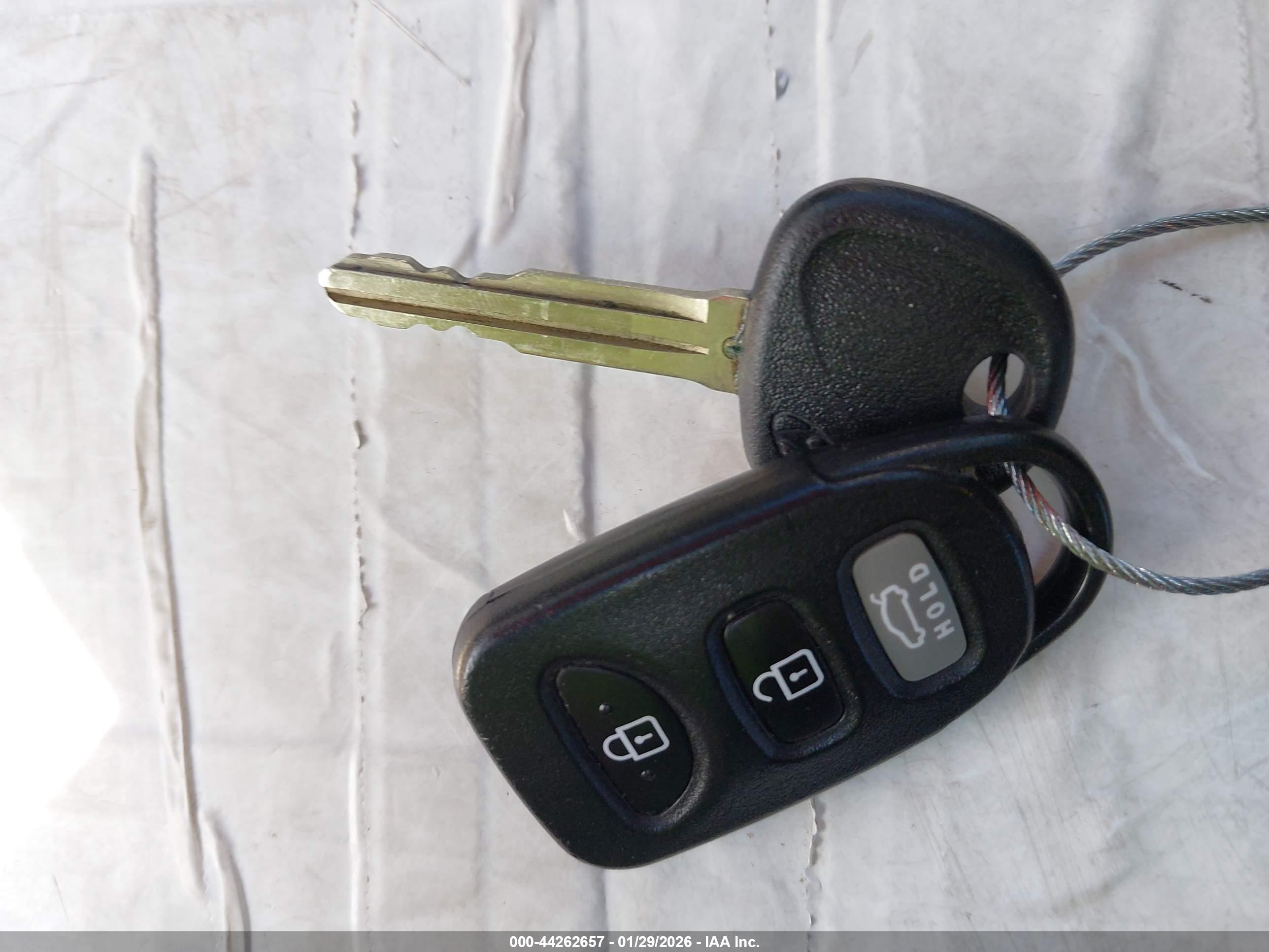 HYUNDAI ELANTRA image 11