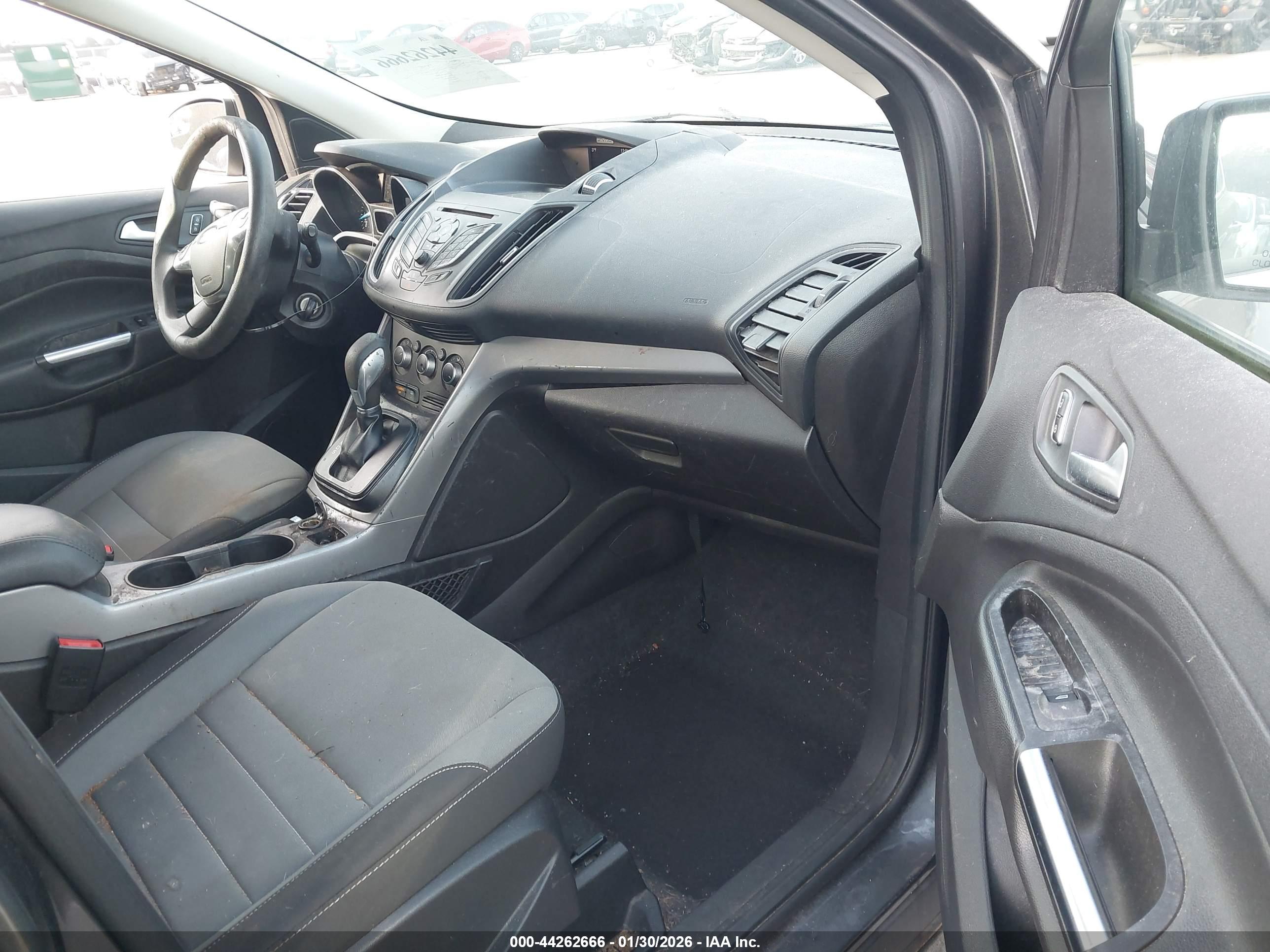 FORD ESCAPE image 5