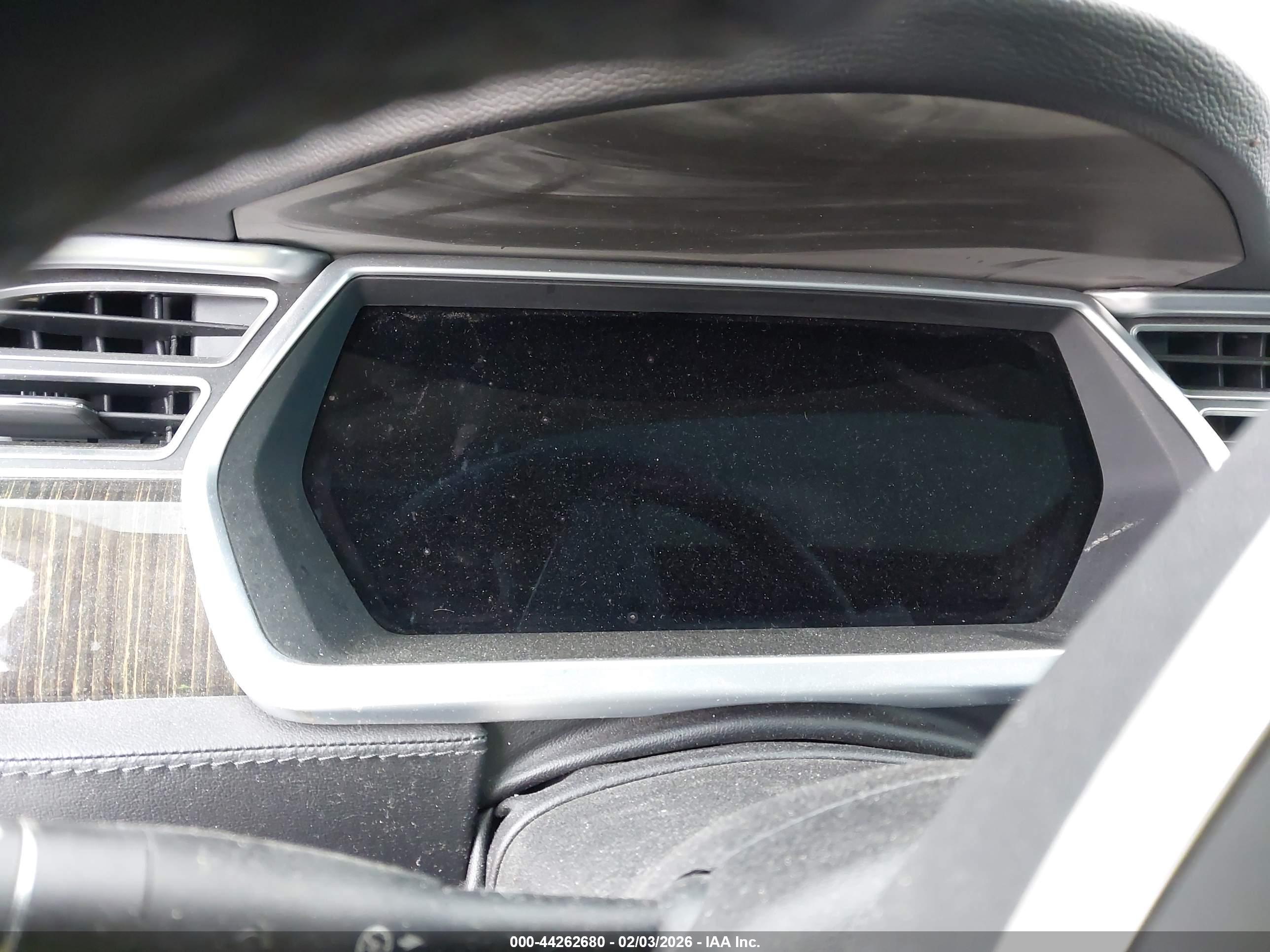 TESLA MODEL image 7