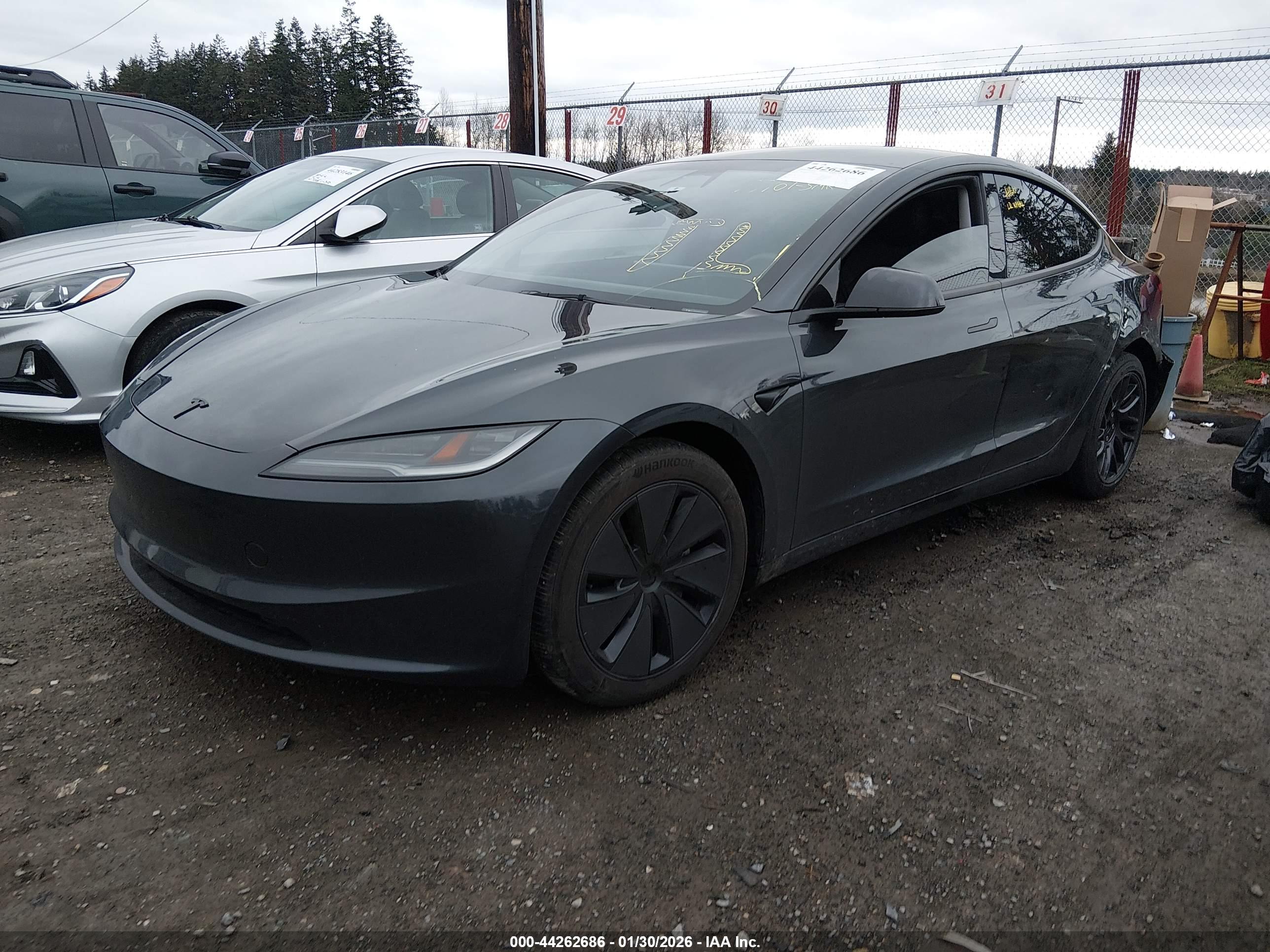 TESLA MODEL image 2