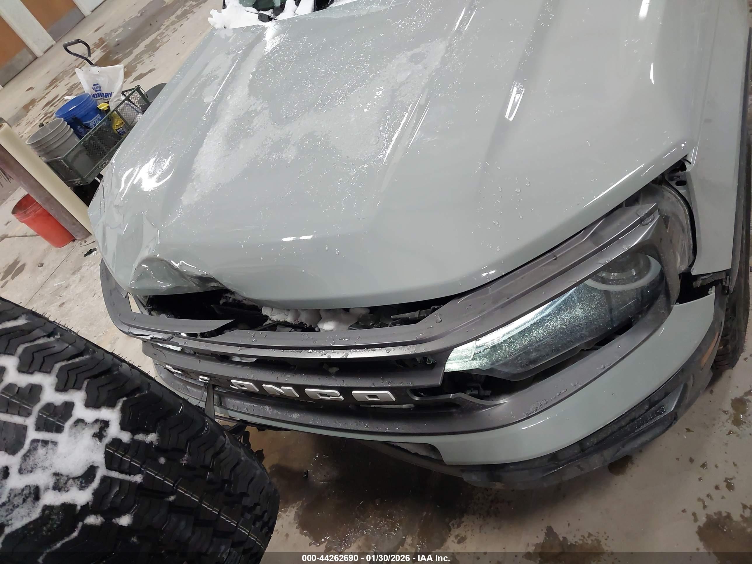 FORD BRONCO image 6