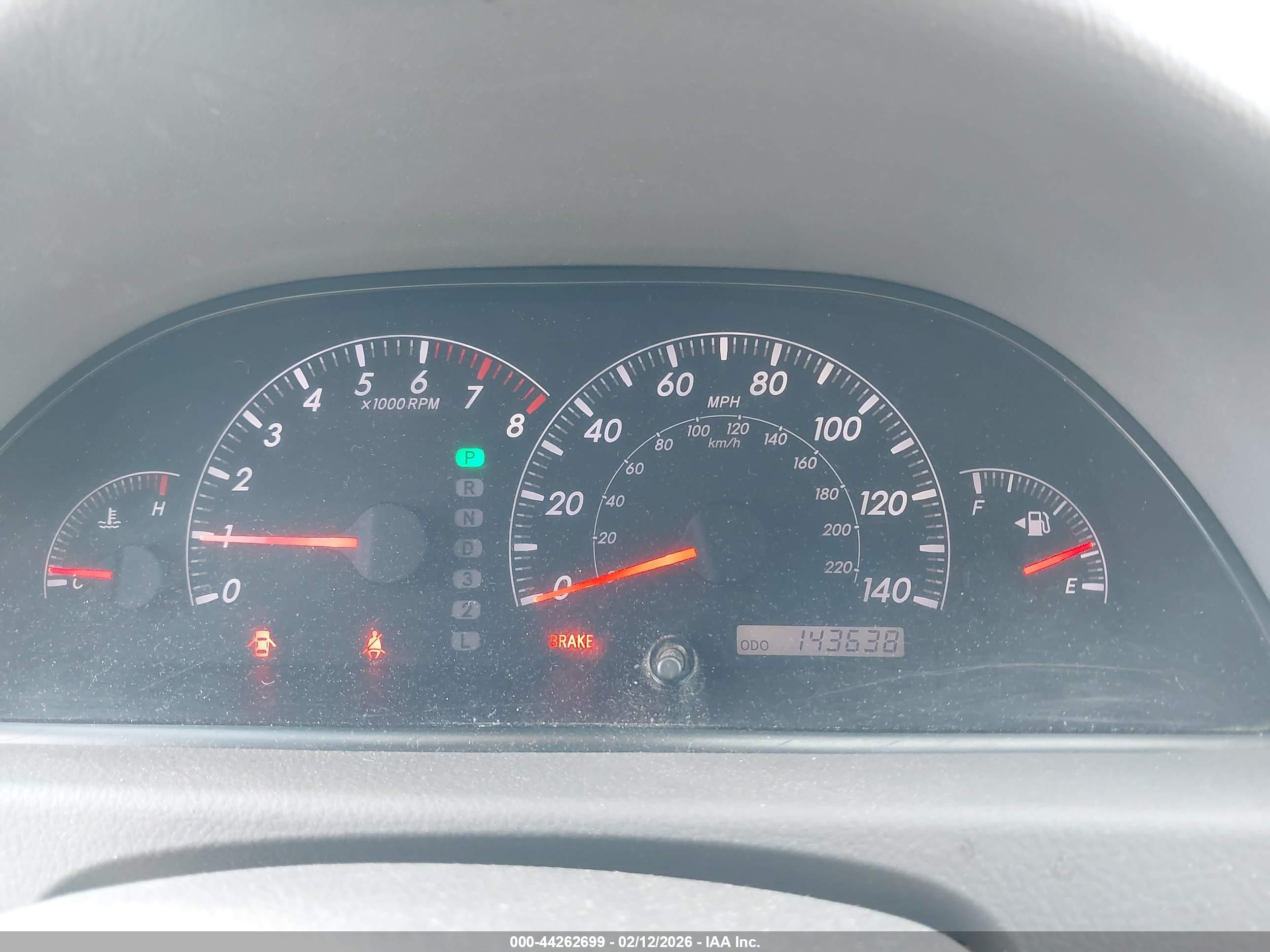 TOYOTA CAMRY image 7