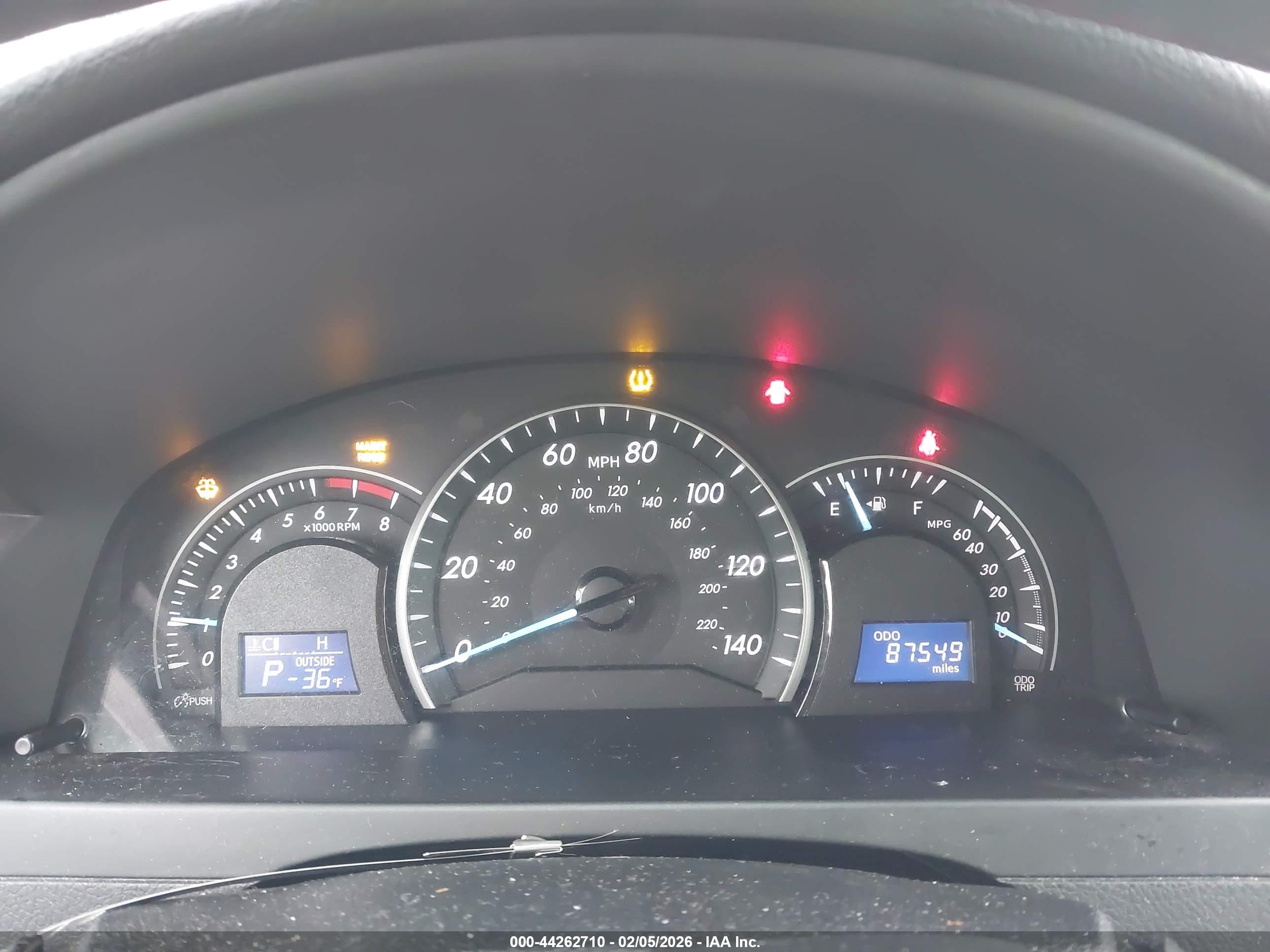 TOYOTA CAMRY image 7
