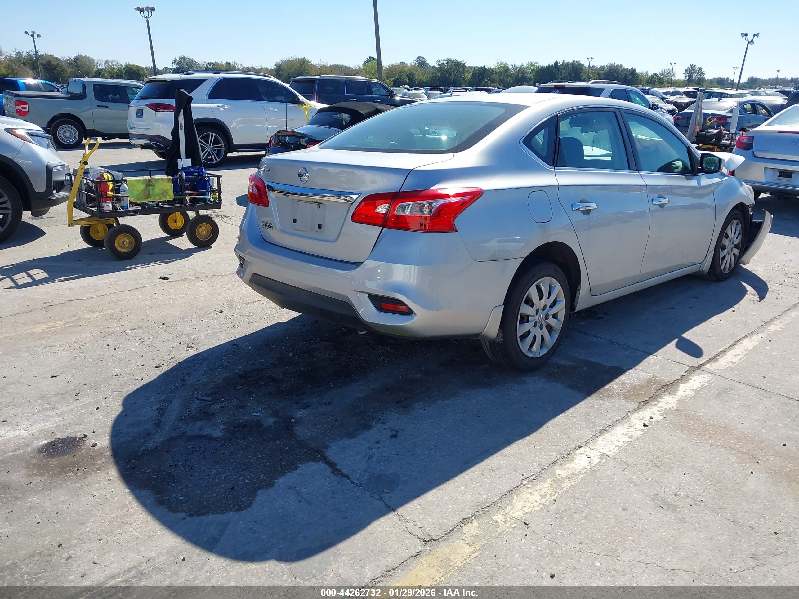 NISSAN SENTRA image 4