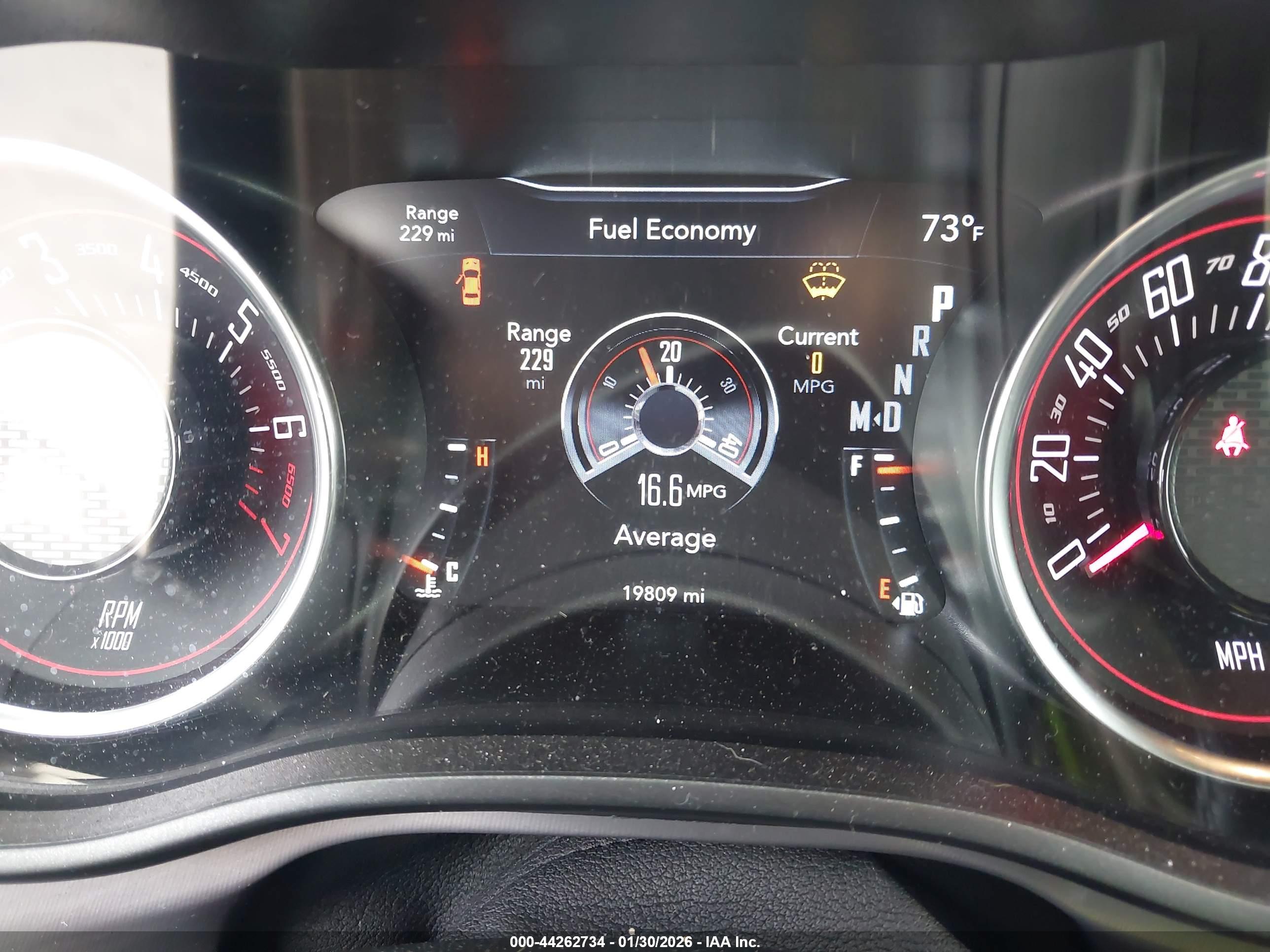 DODGE CHALLENGER image 7