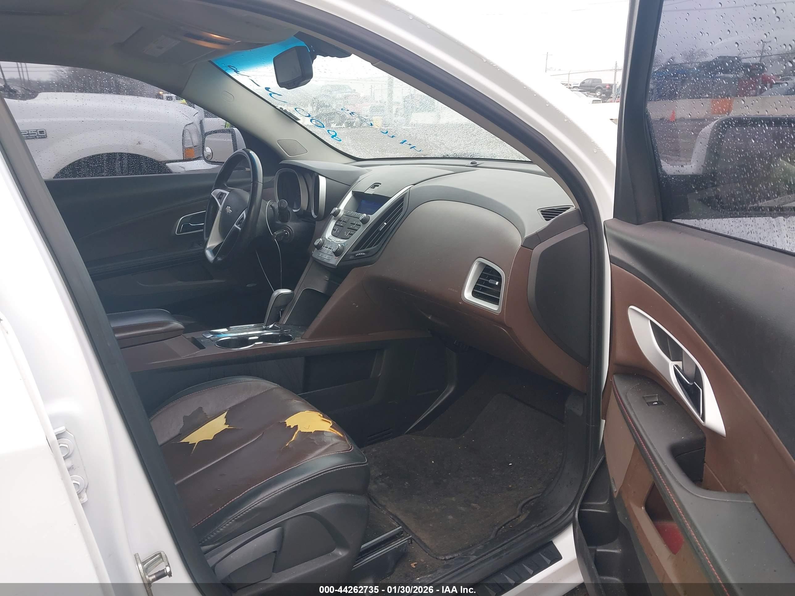 CHEVROLET EQUINOX image 5