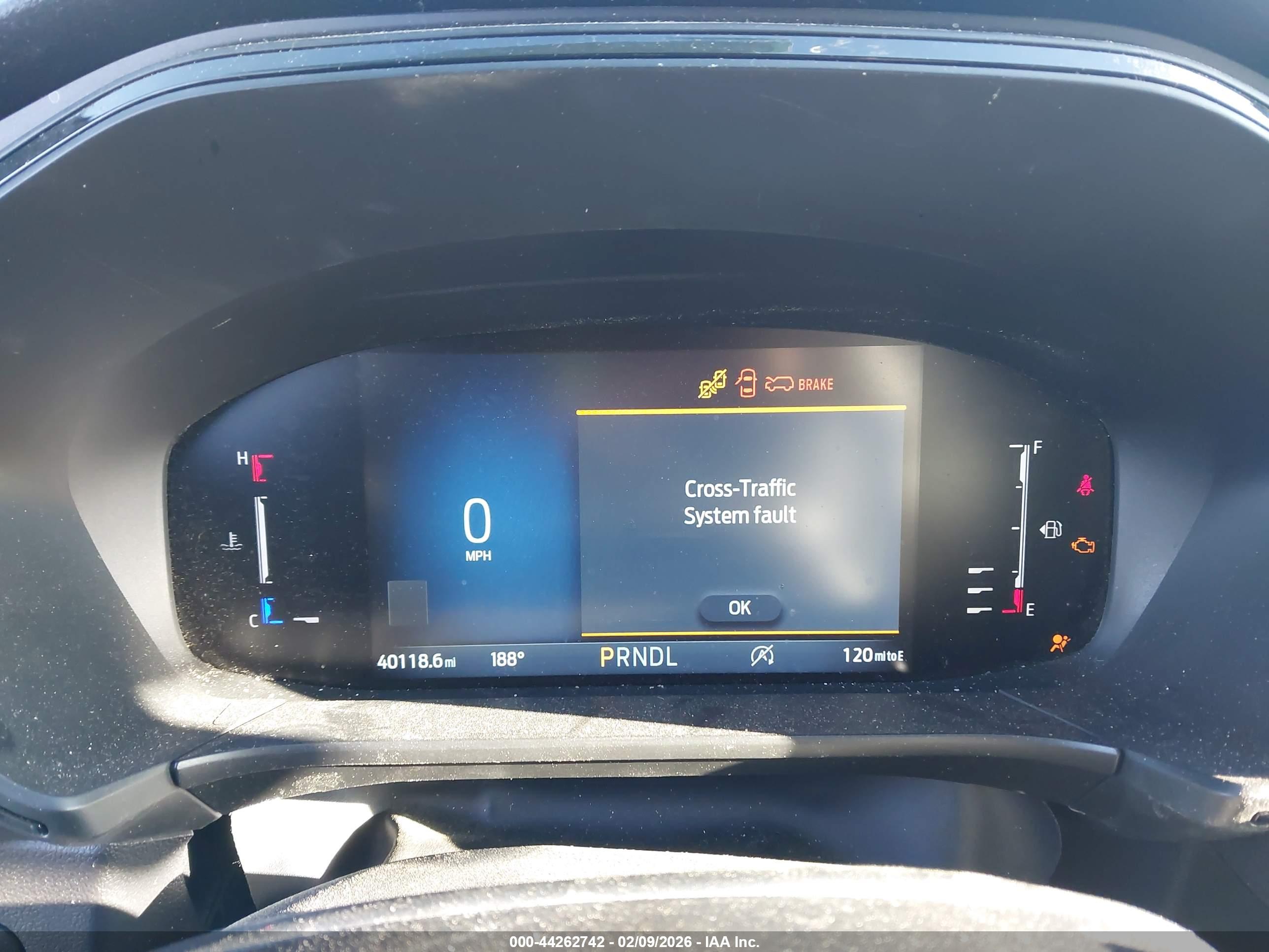FORD ESCAPE image 7