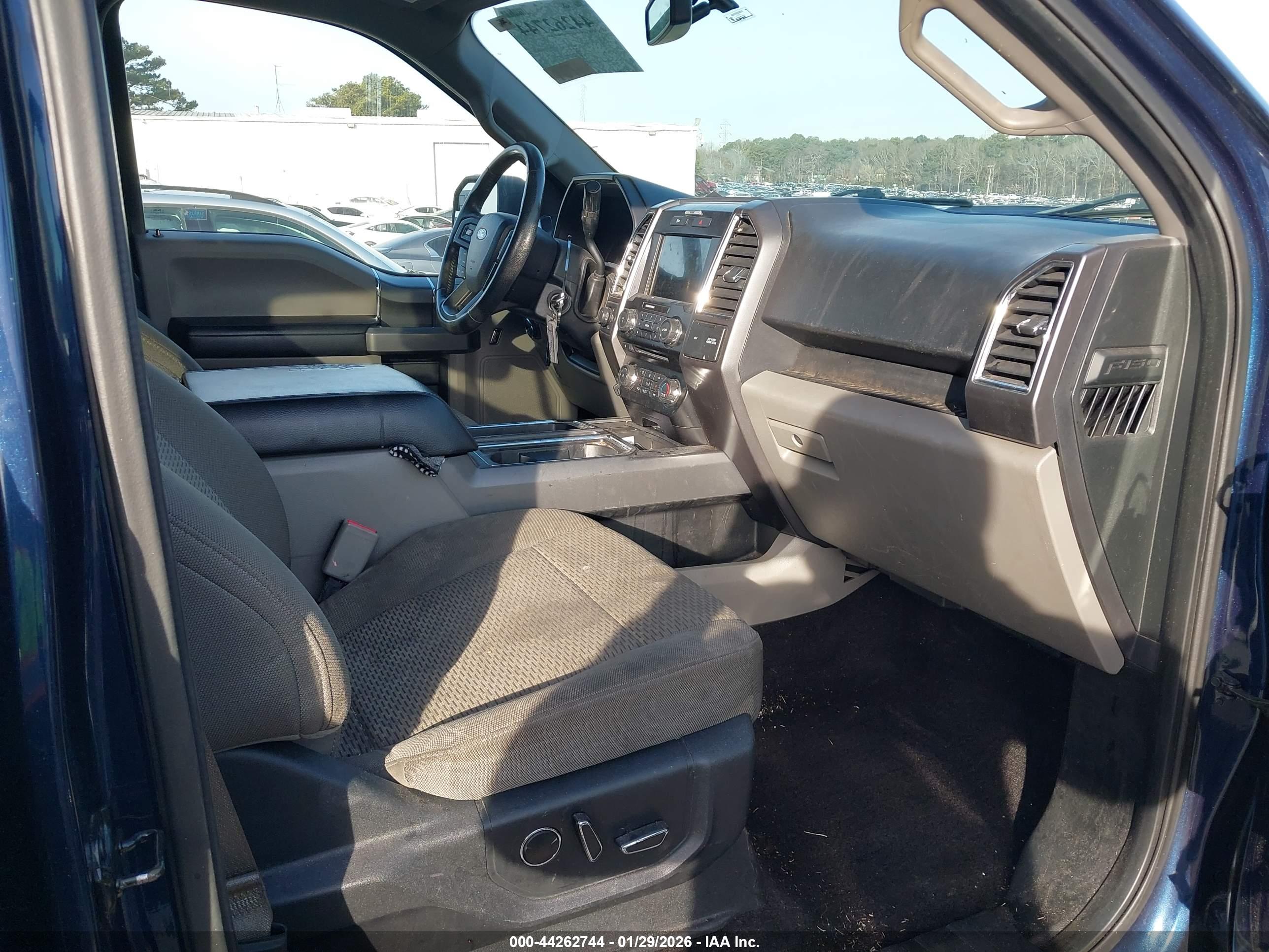 FORD F-150 image 5