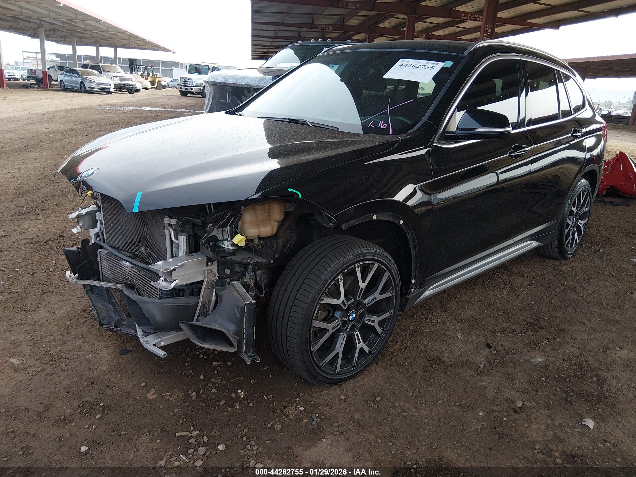 BMW X1 image 2