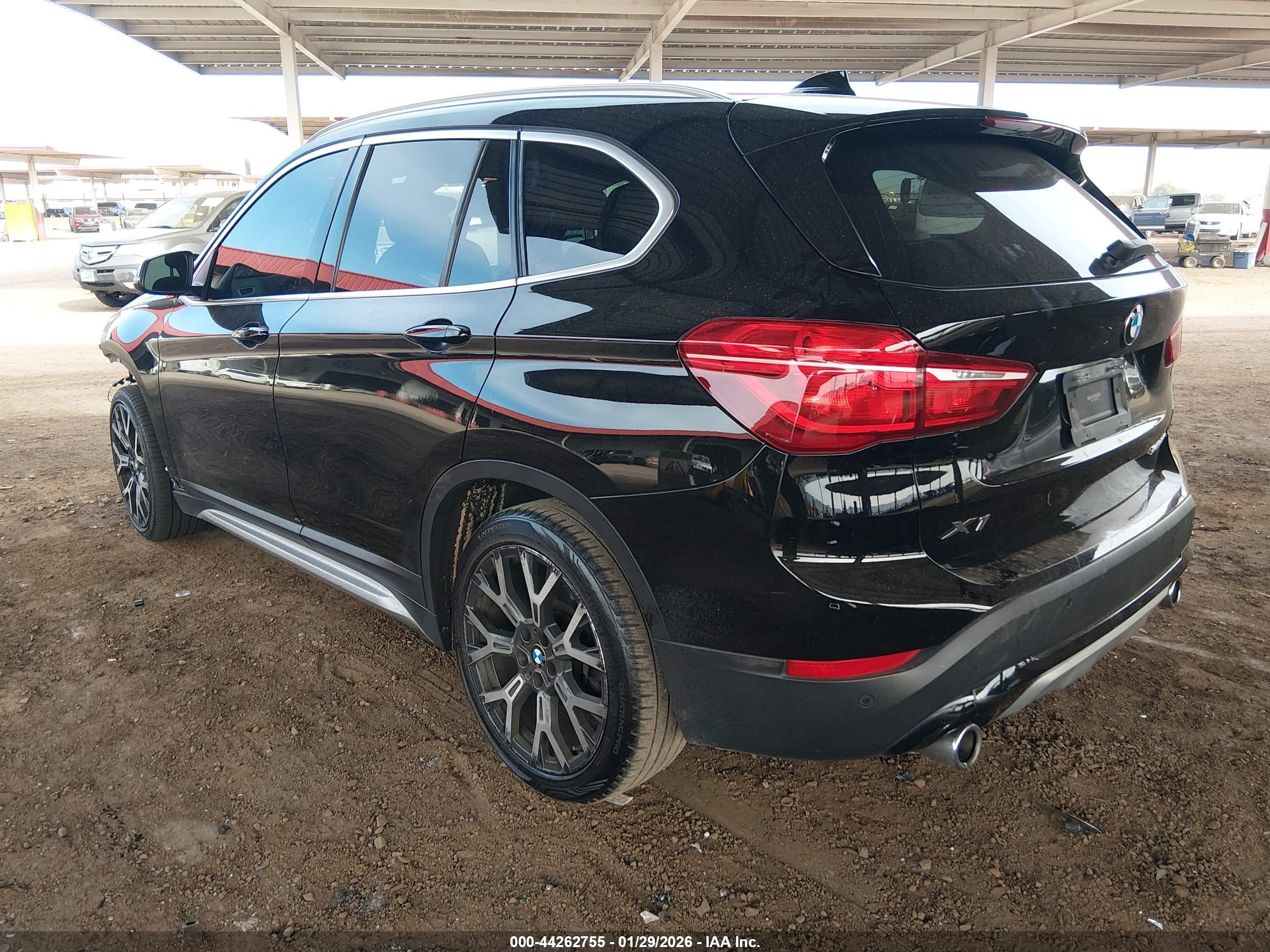 BMW X1 image 3