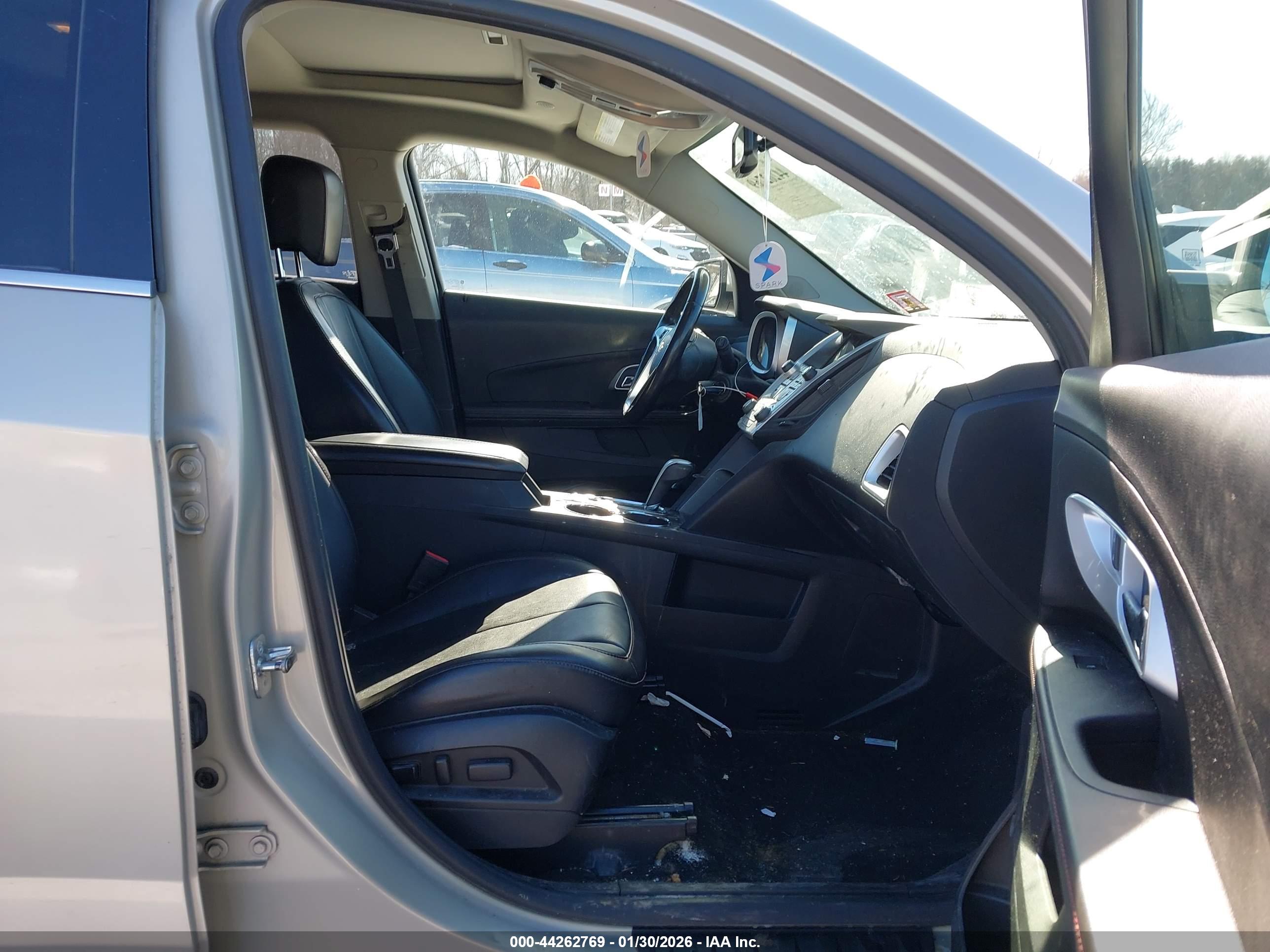 CHEVROLET EQUINOX image 5