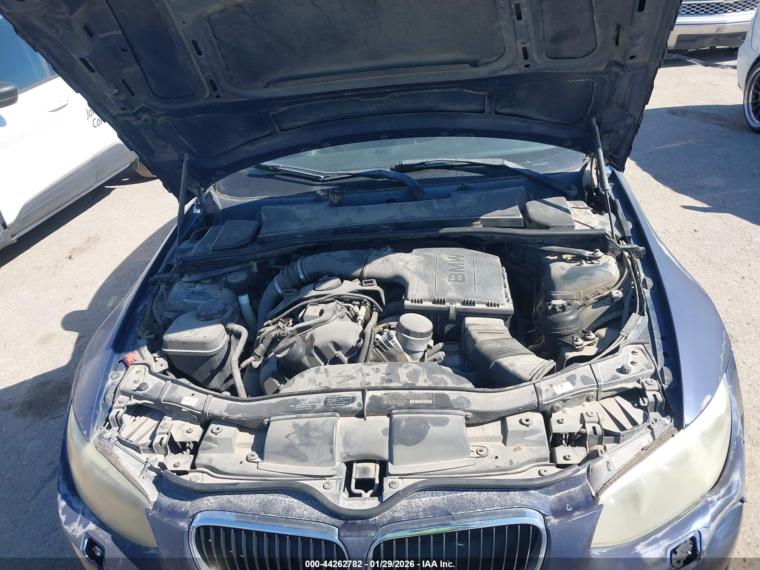 BMW 335I image 10
