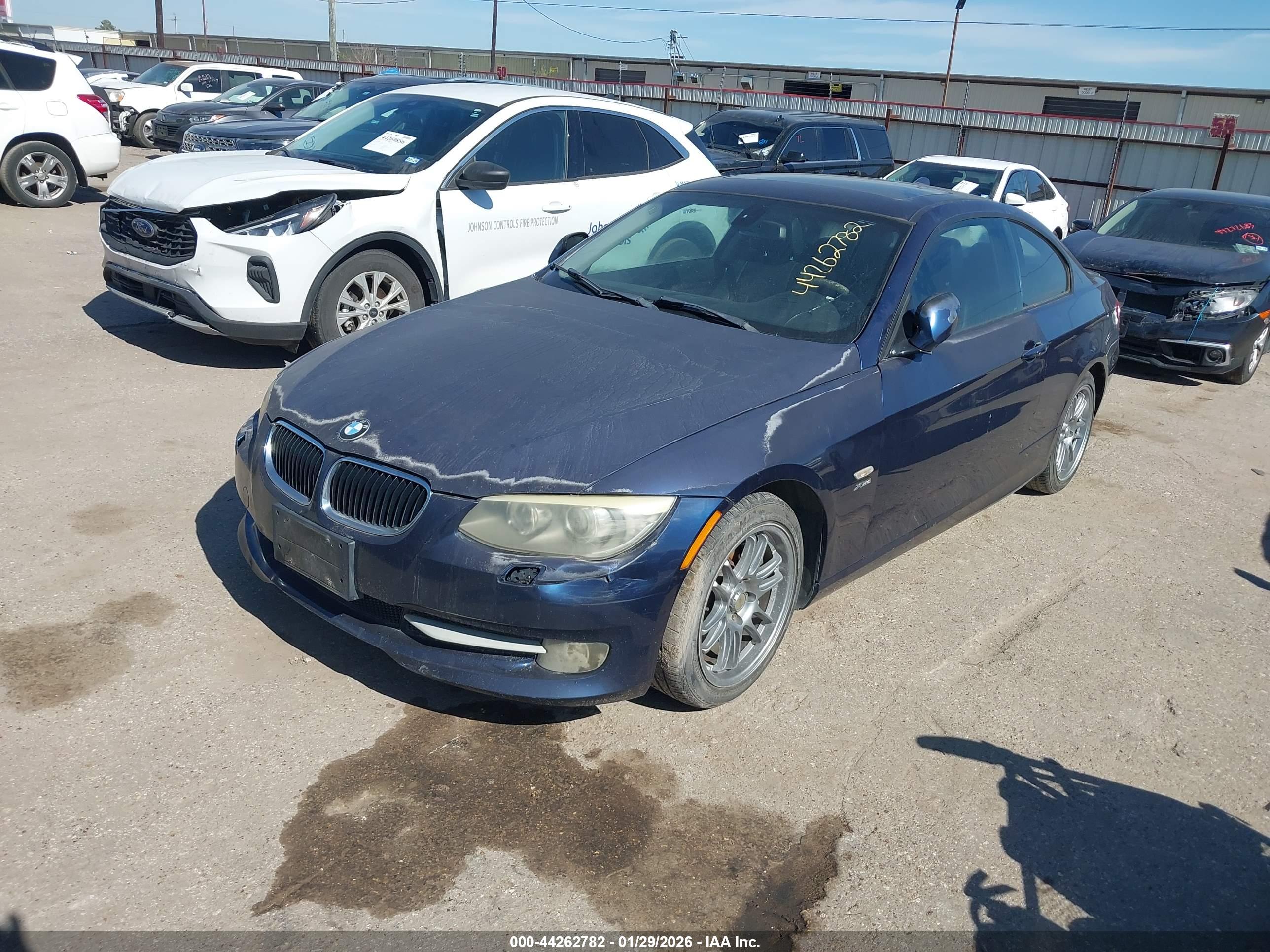 BMW 335I image 2
