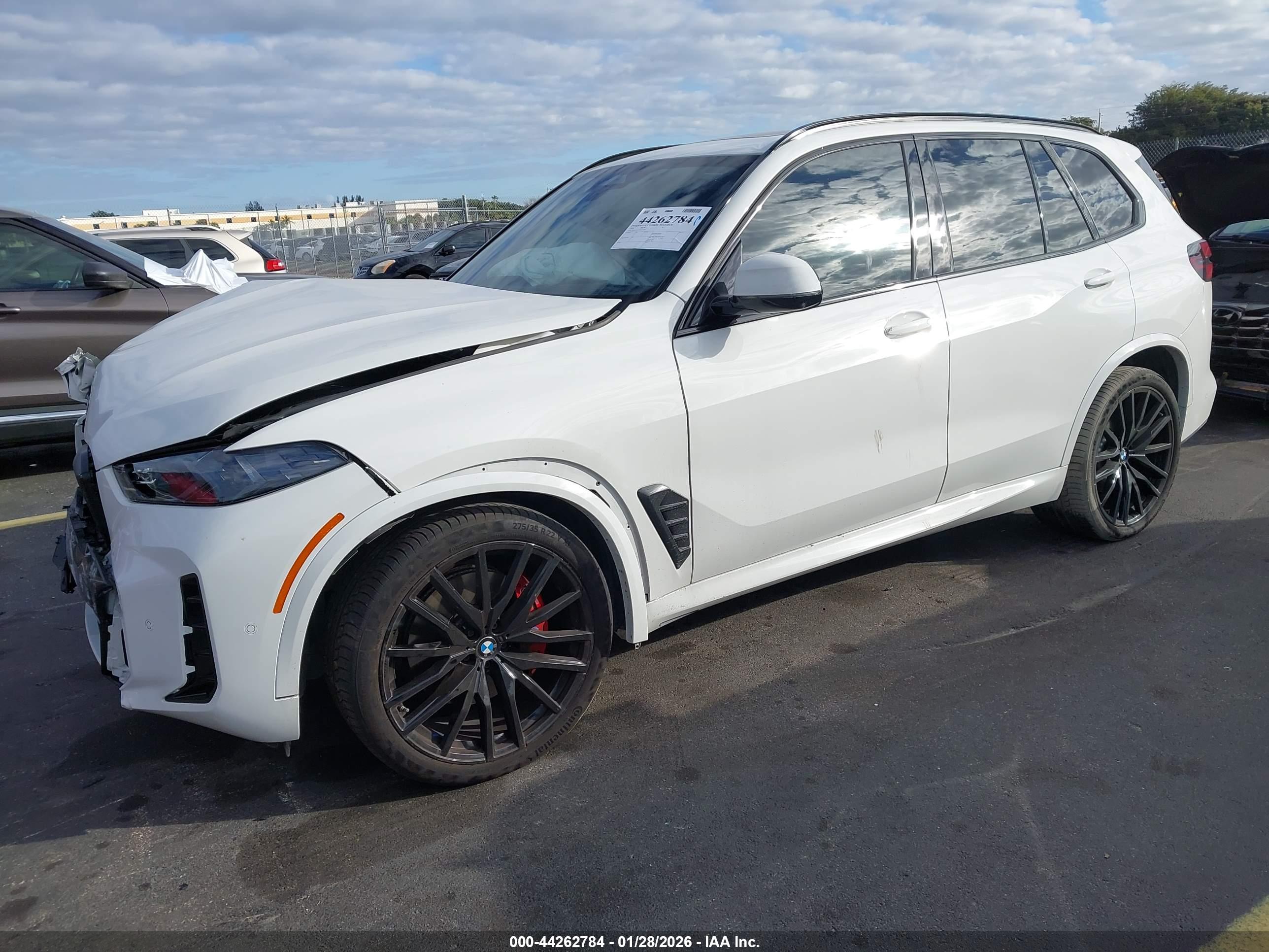 BMW X5 image 2