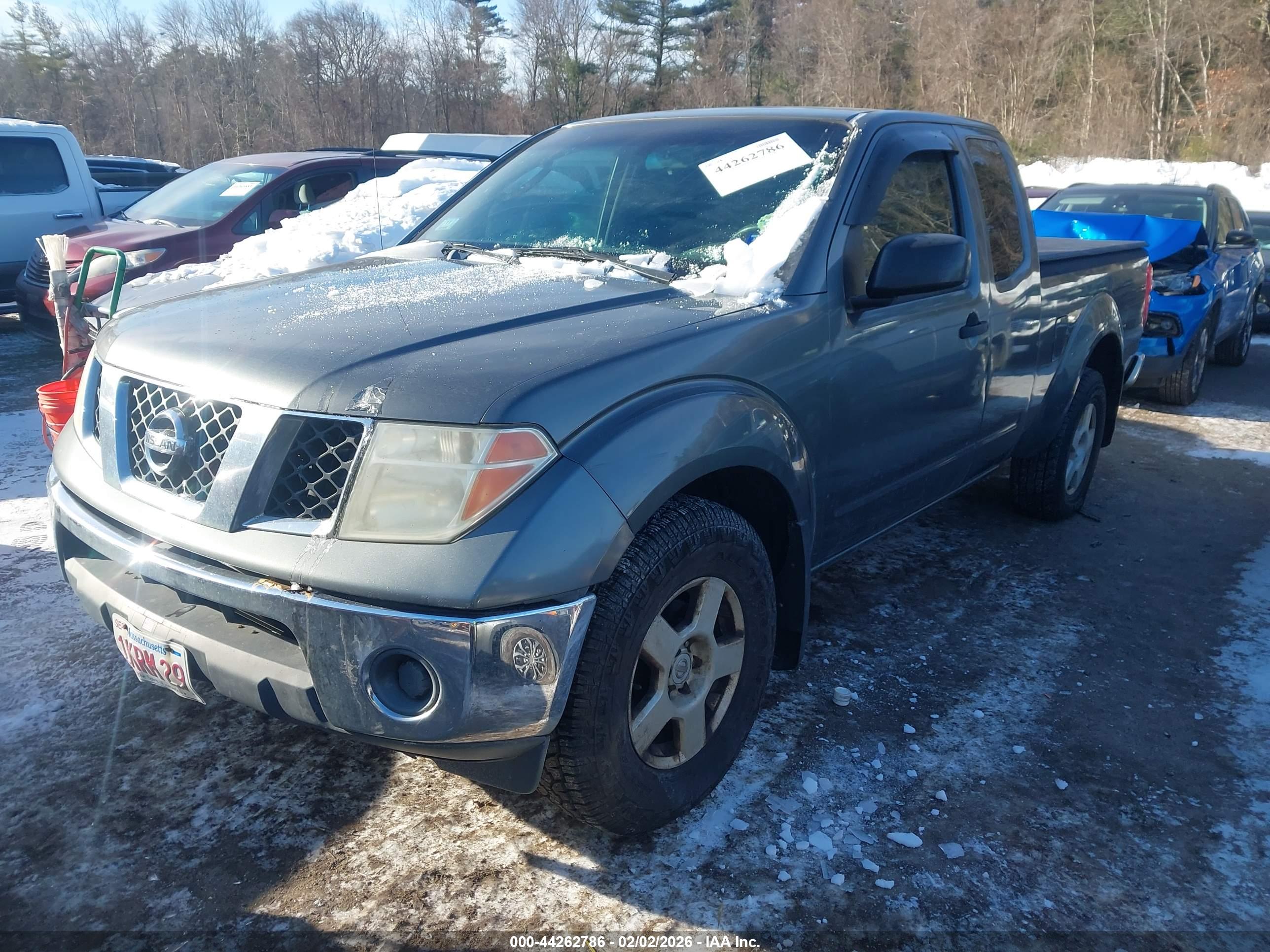 NISSAN FRONTIER image 2