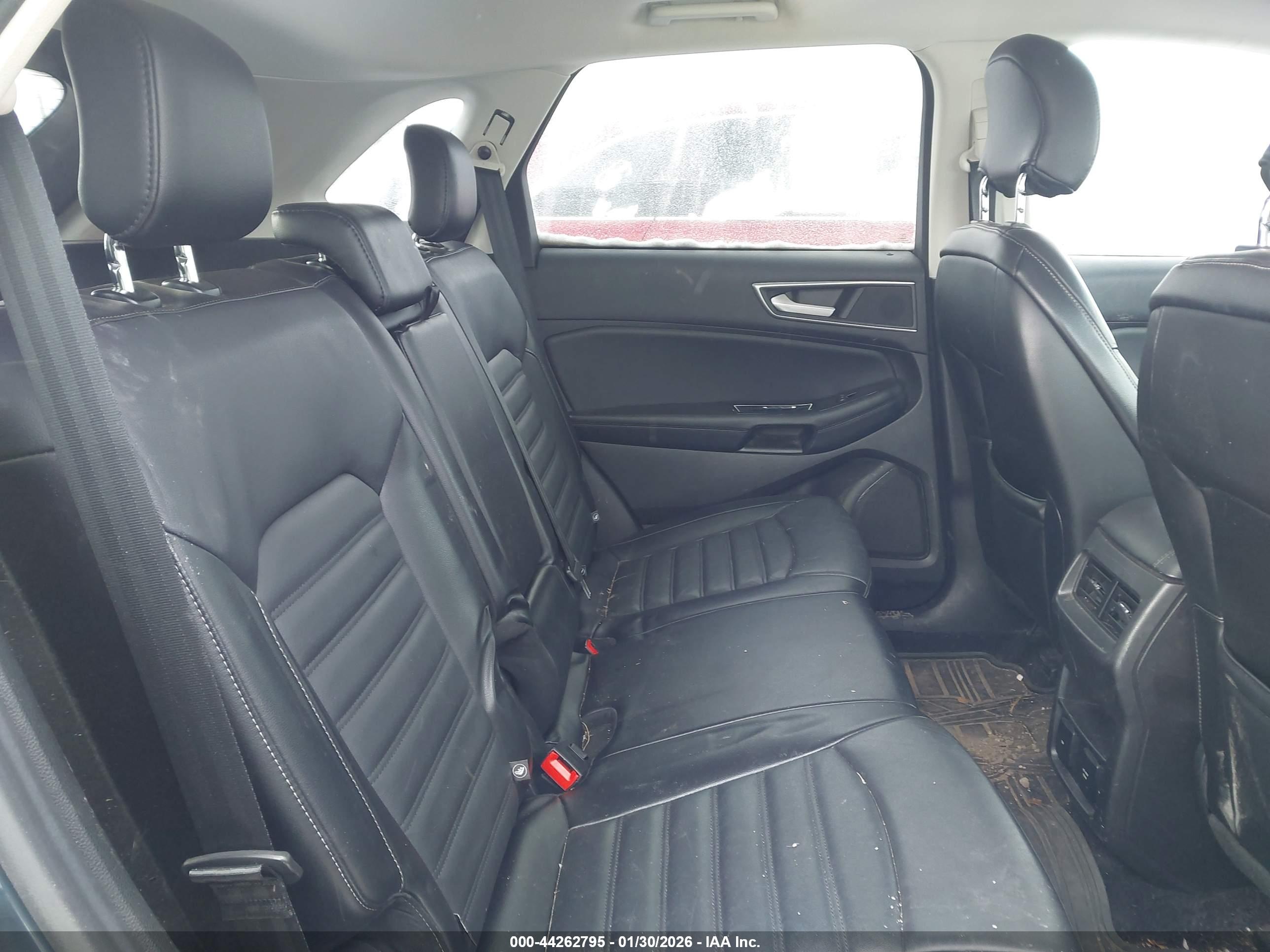 FORD EDGE image 8