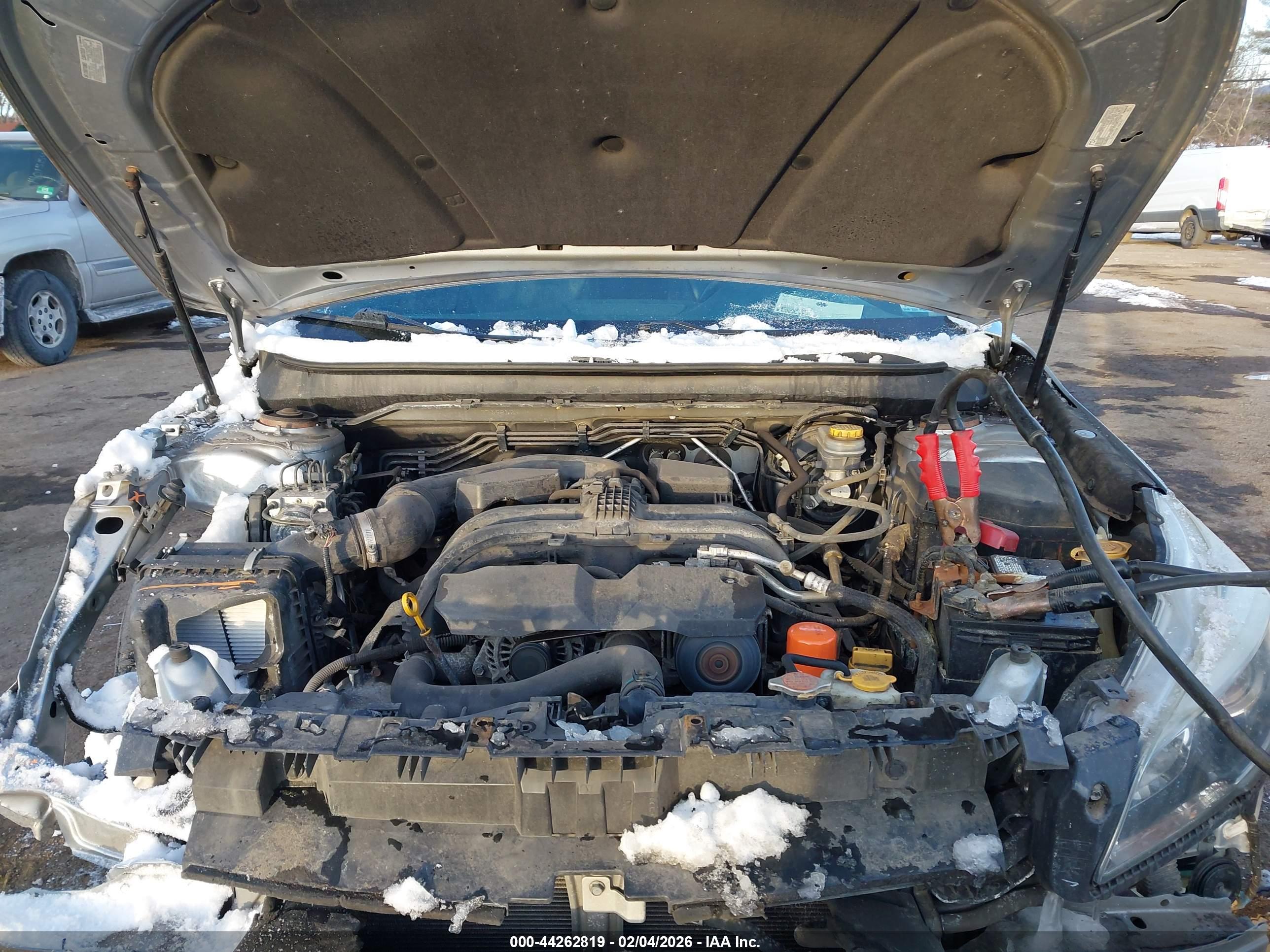 SUBARU OUTBACK image 10