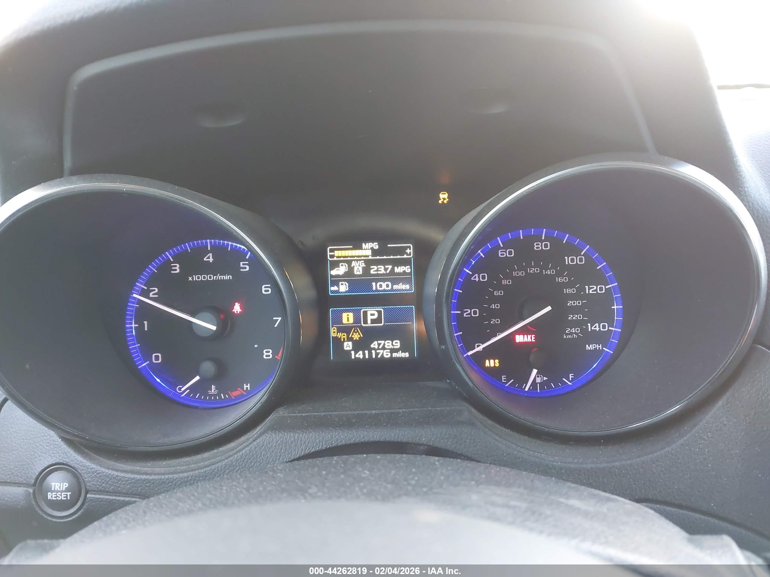 SUBARU OUTBACK image 7