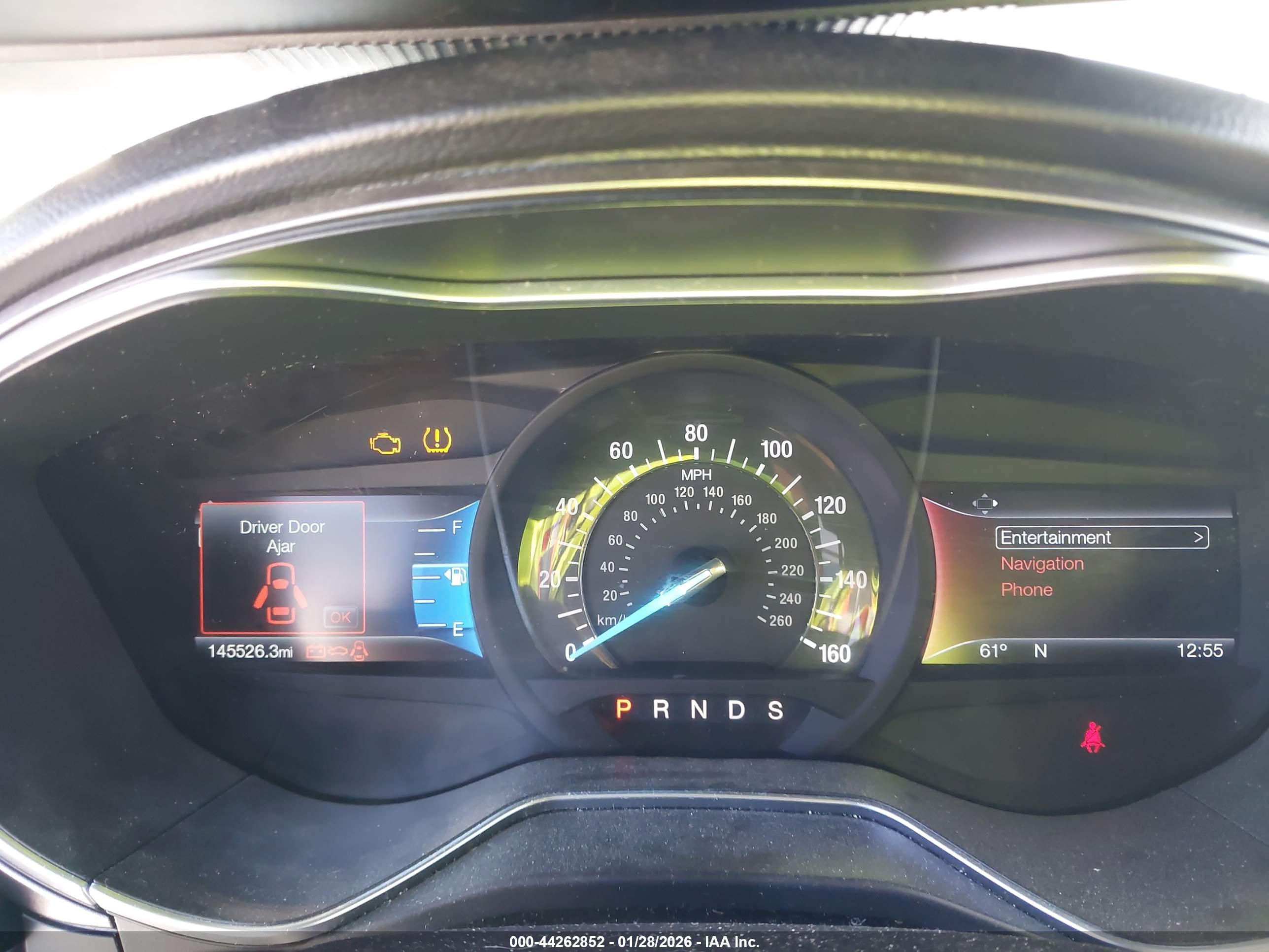FORD FUSION image 7