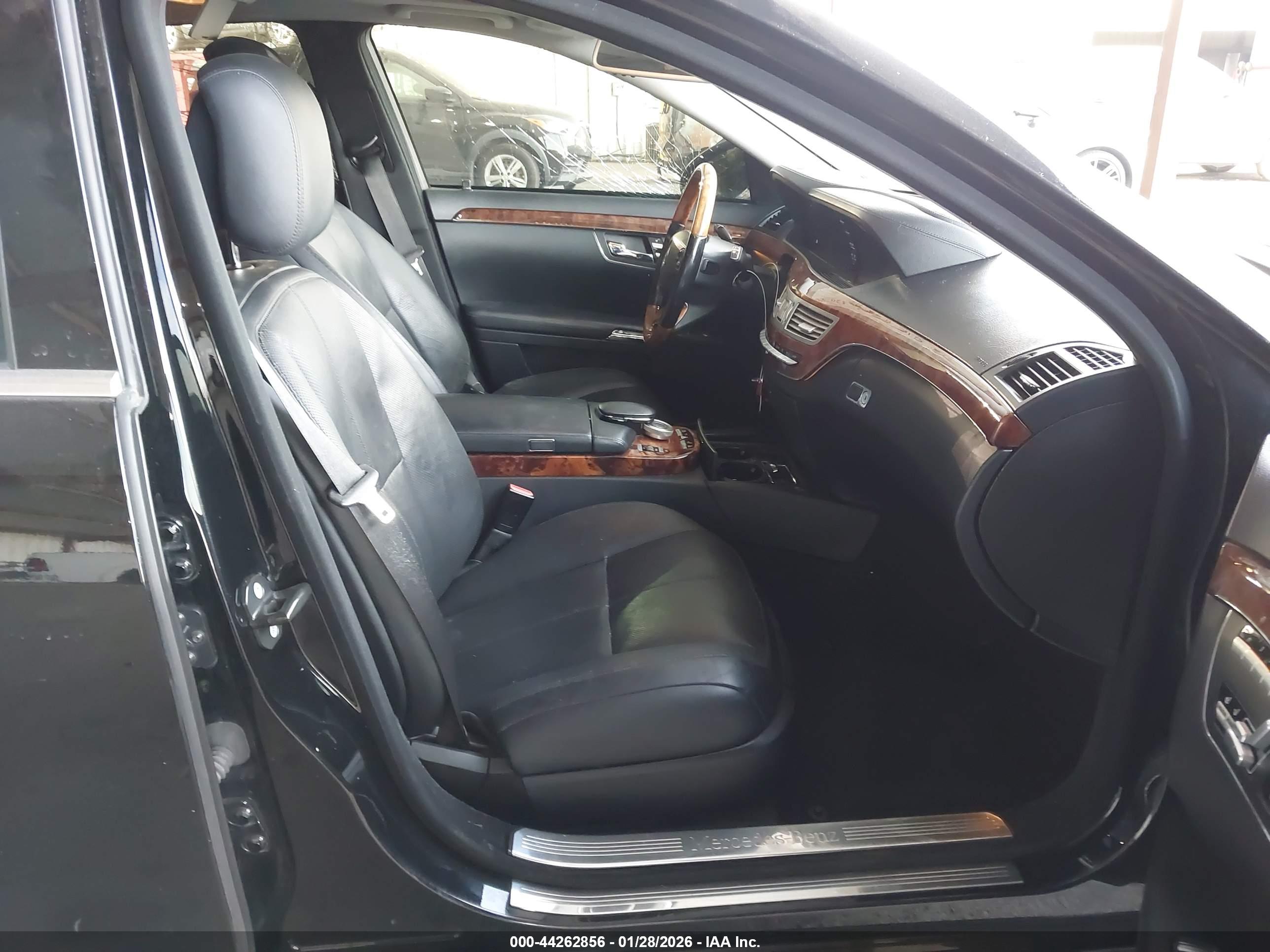 MERCEDES-BENZ S-CLASS image 5