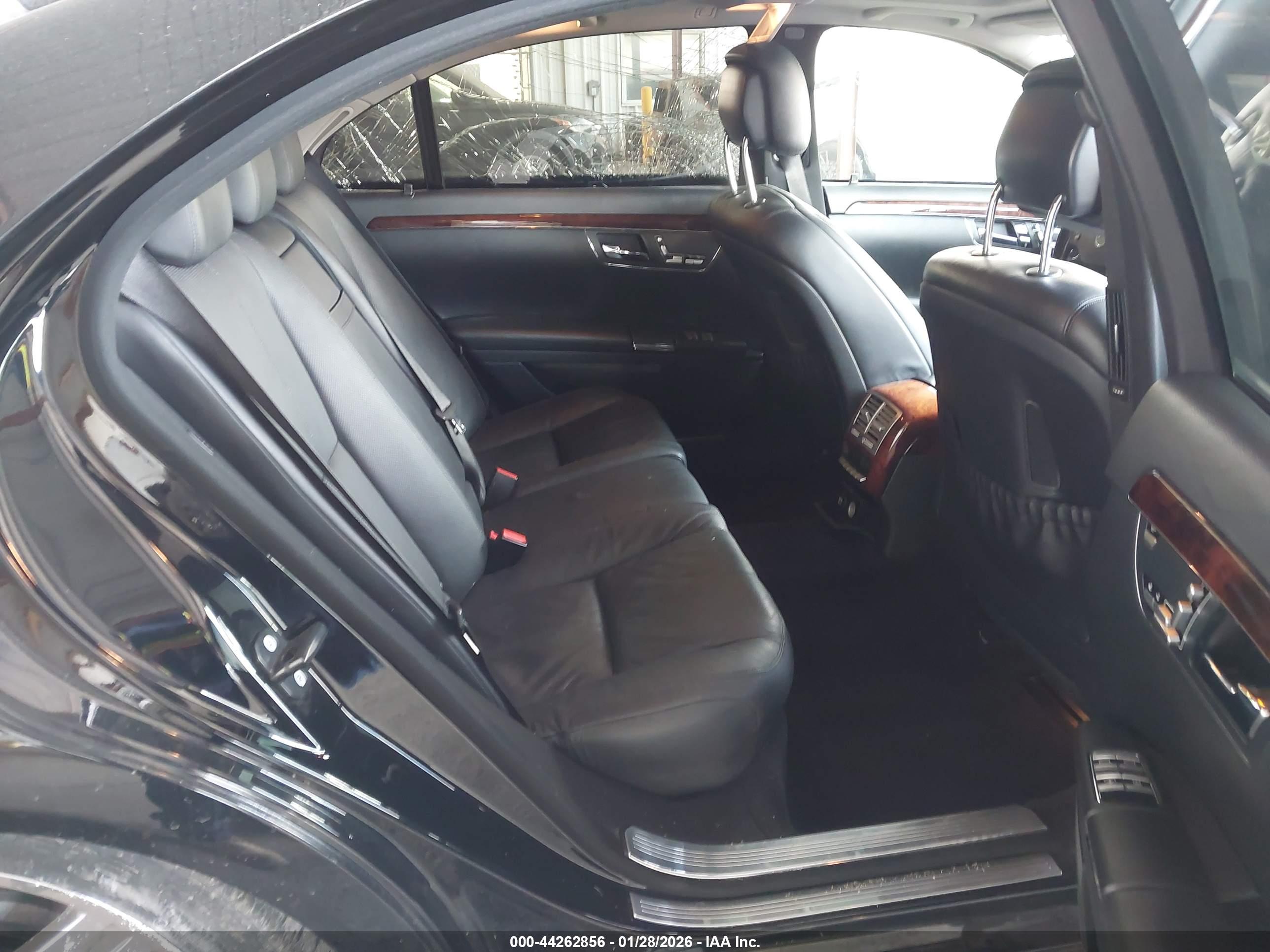 MERCEDES-BENZ S-CLASS image 8