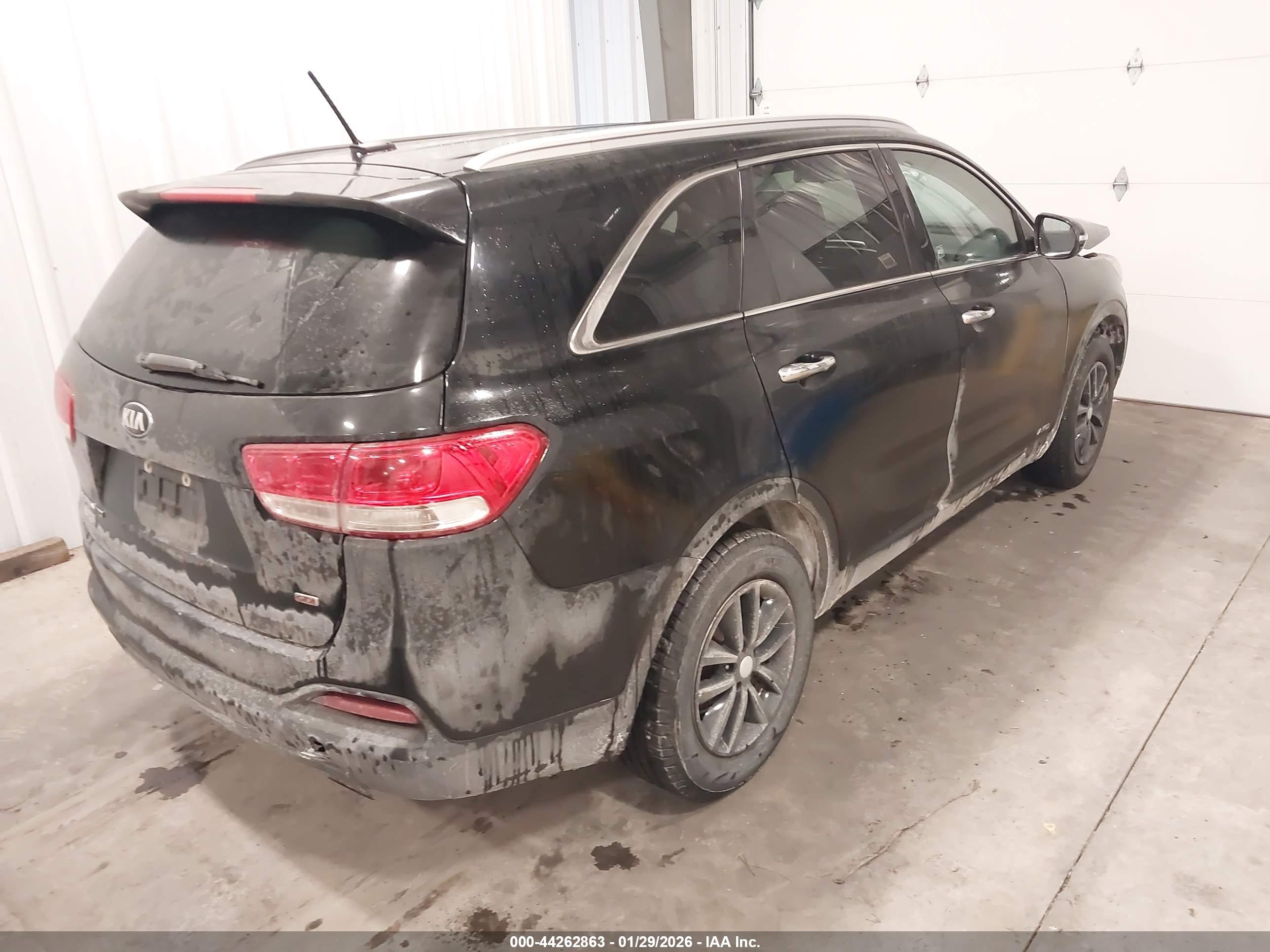 KIA SORENTO image 4