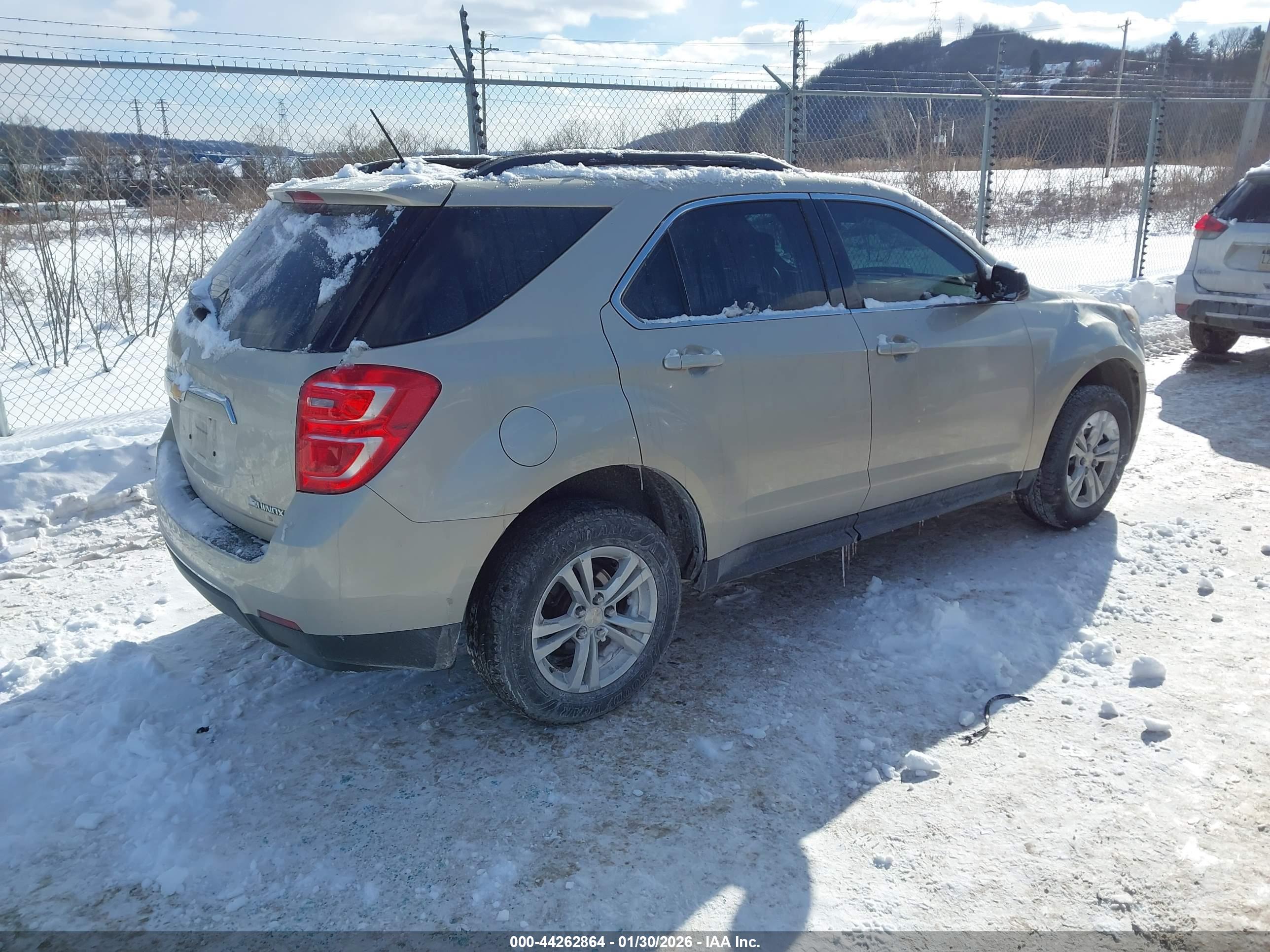 CHEVROLET EQUINOX image 4