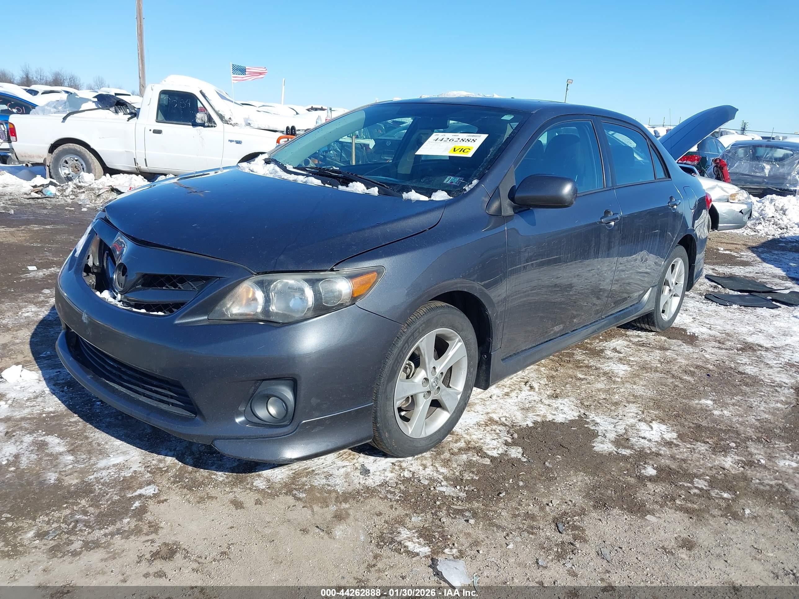 TOYOTA COROLLA image 2