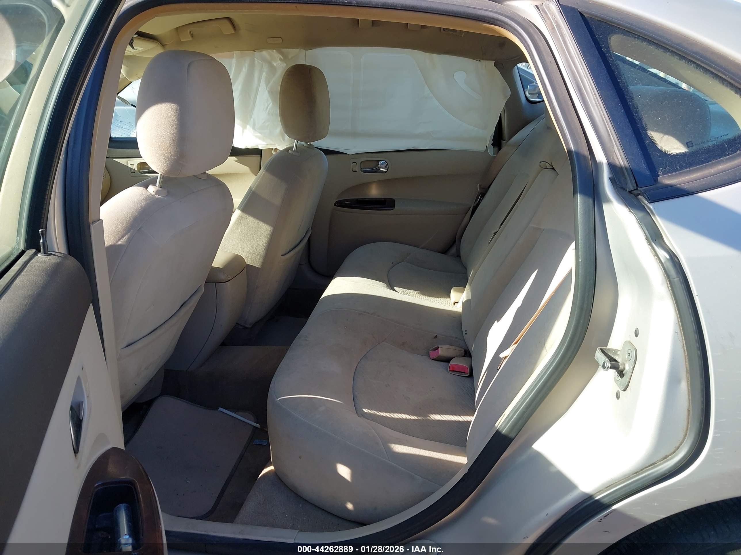 BUICK LACROSSE image 8
