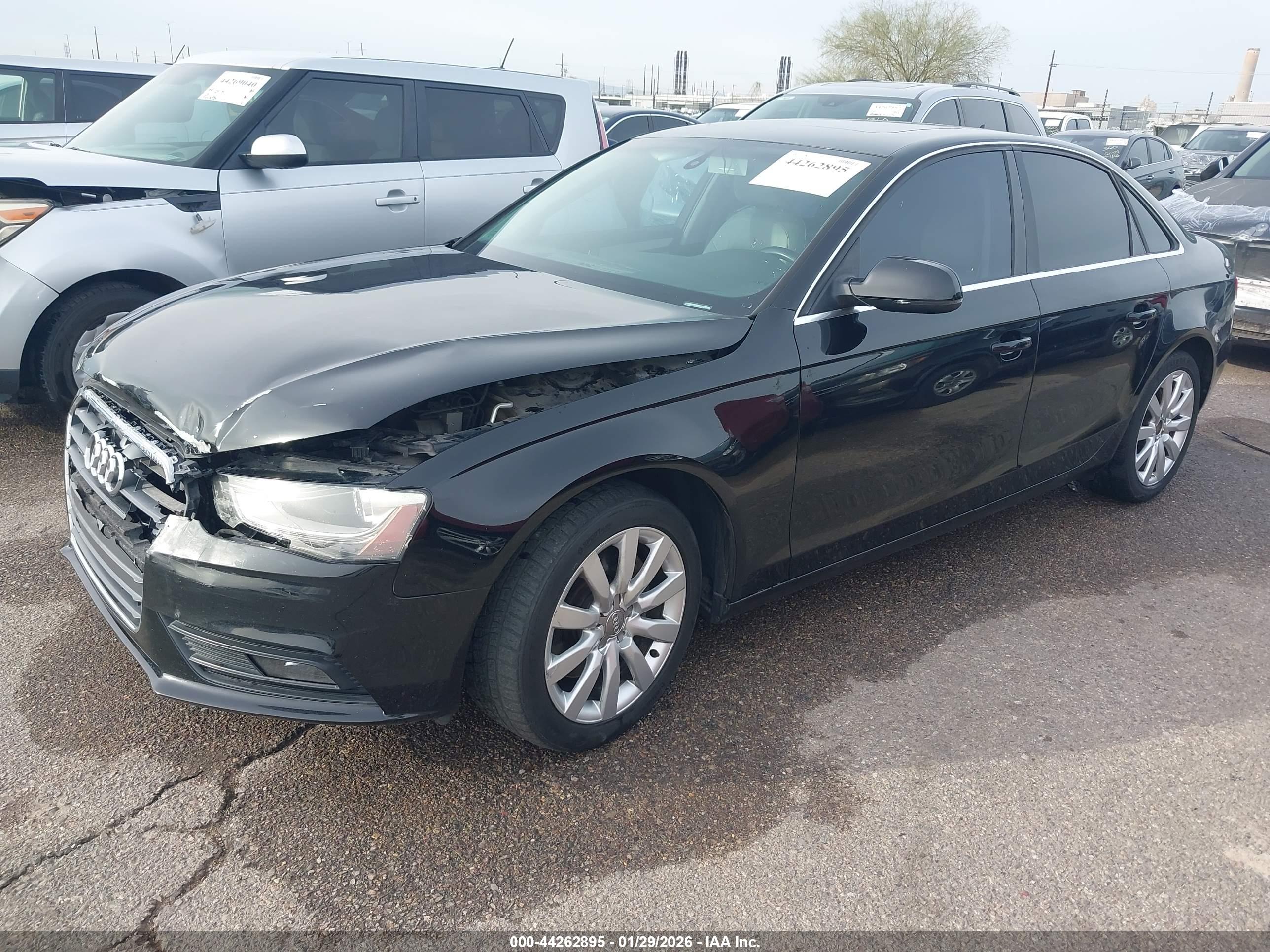 AUDI A4 image 2