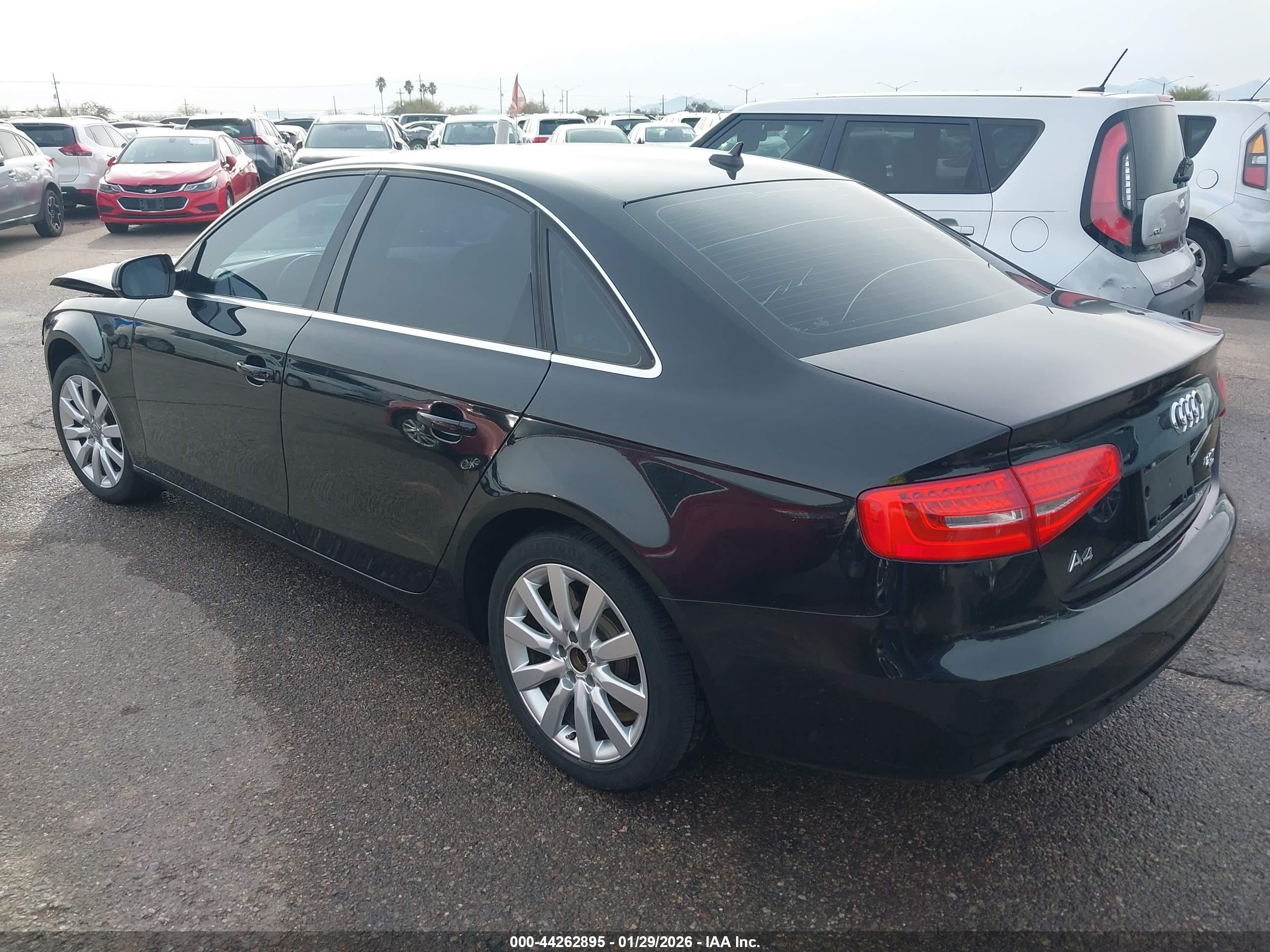 AUDI A4 image 3