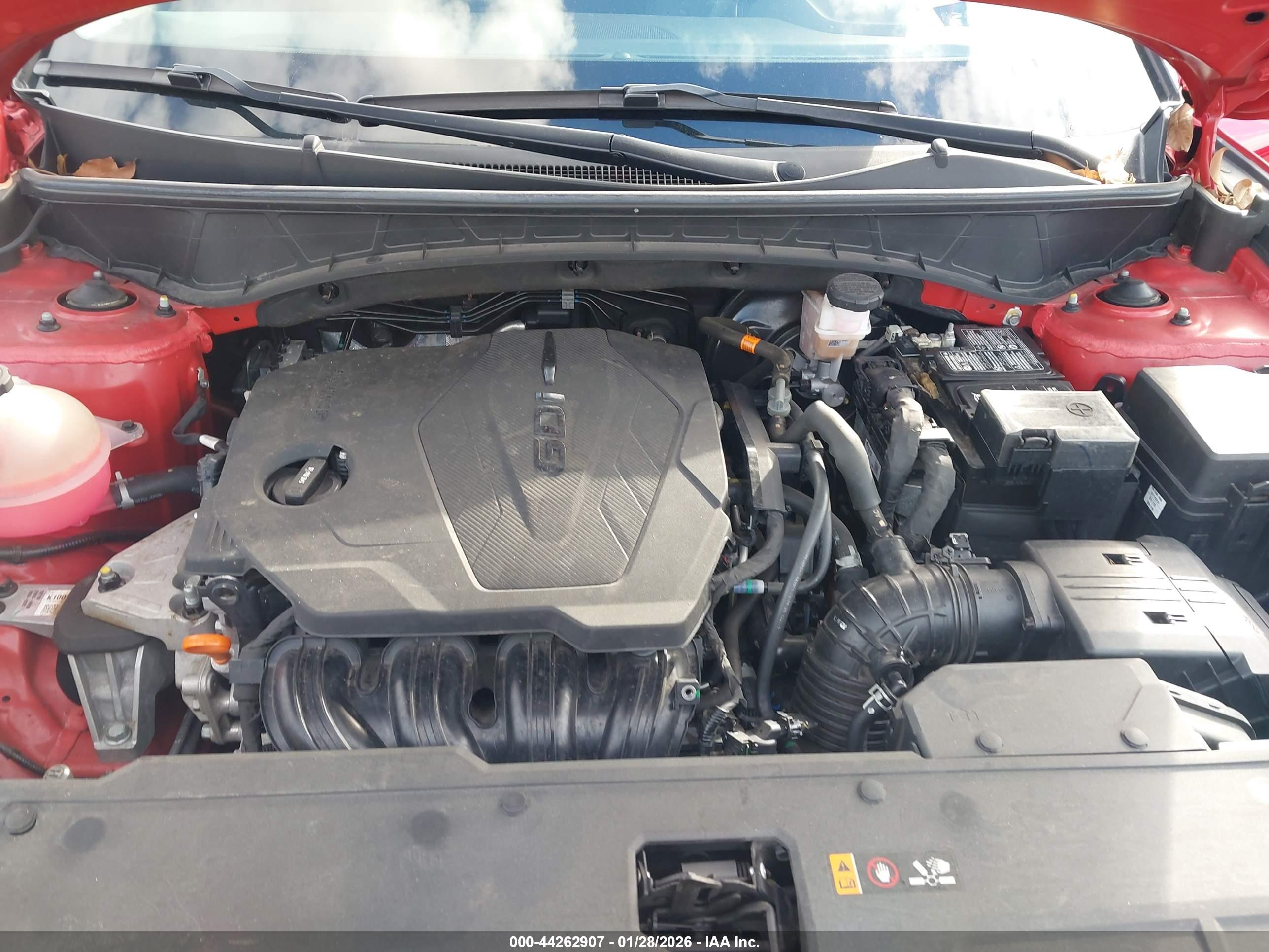HYUNDAI TUCSON image 10