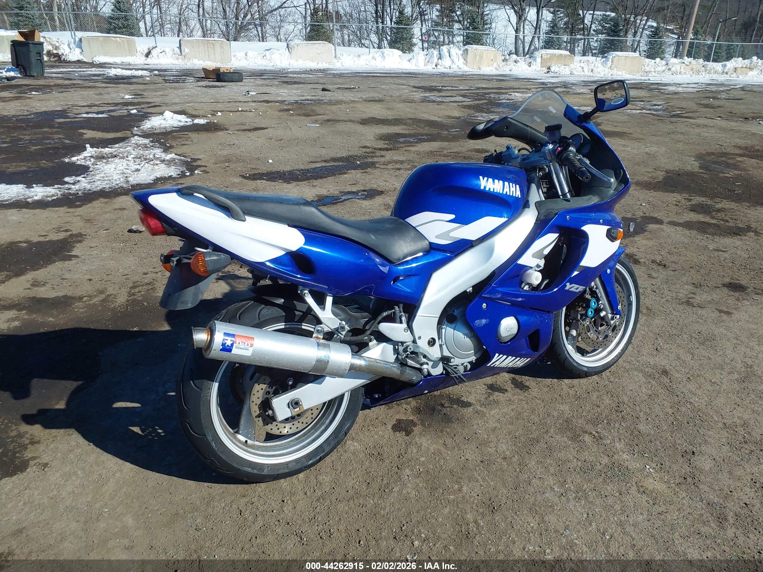 YAMAHA YZF600 image 4