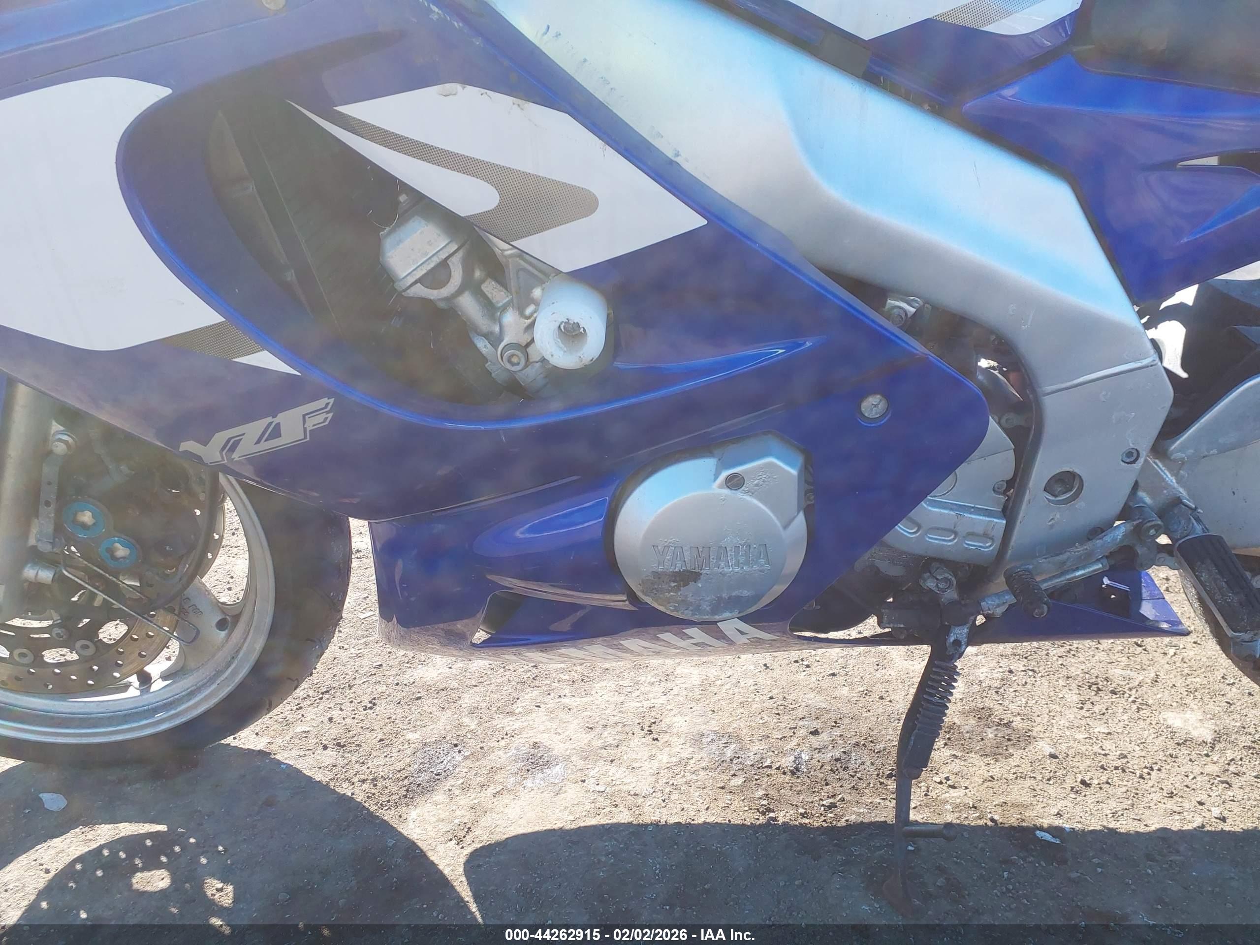 YAMAHA YZF600 image 9