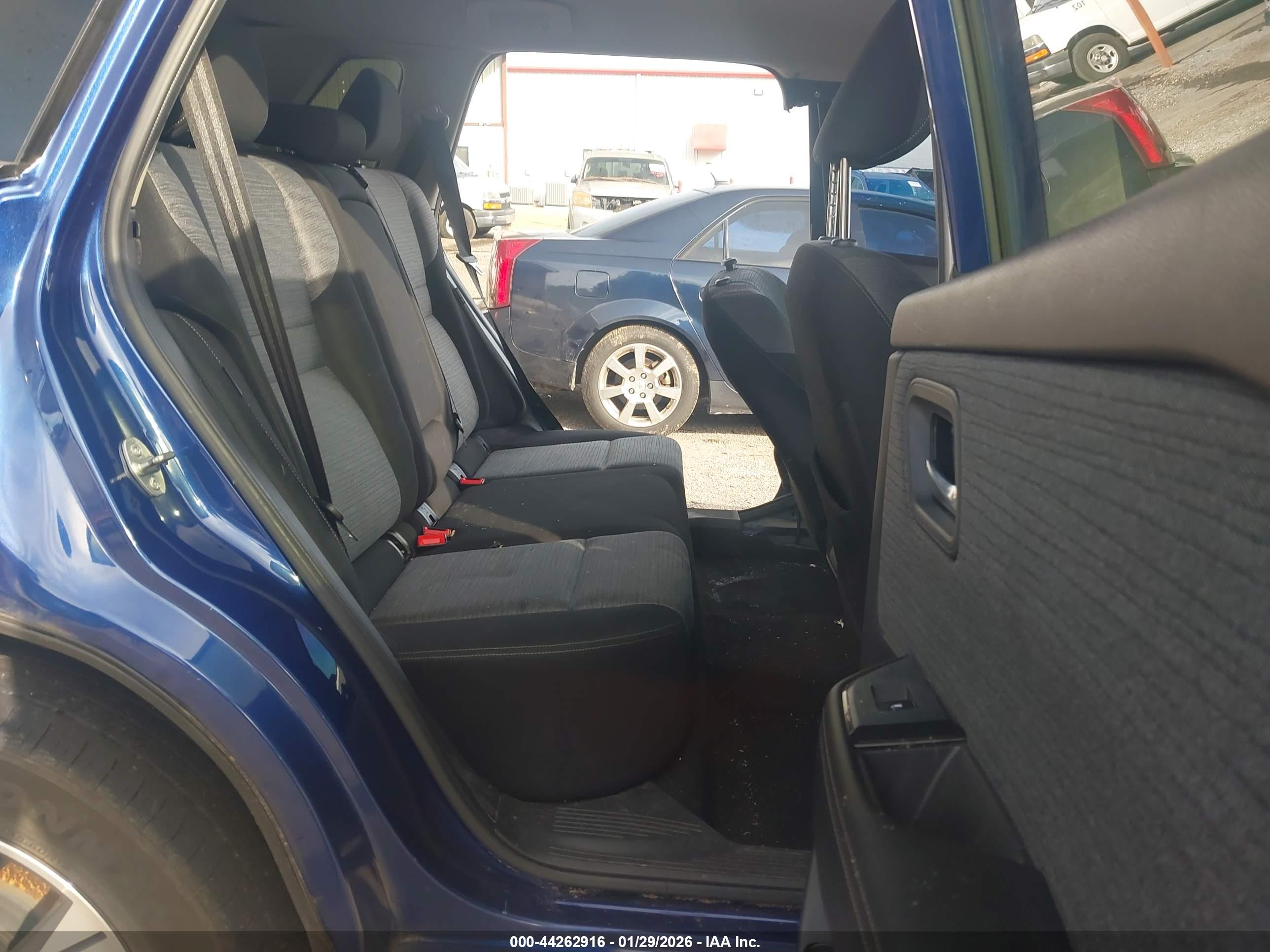 NISSAN ROGUE image 8