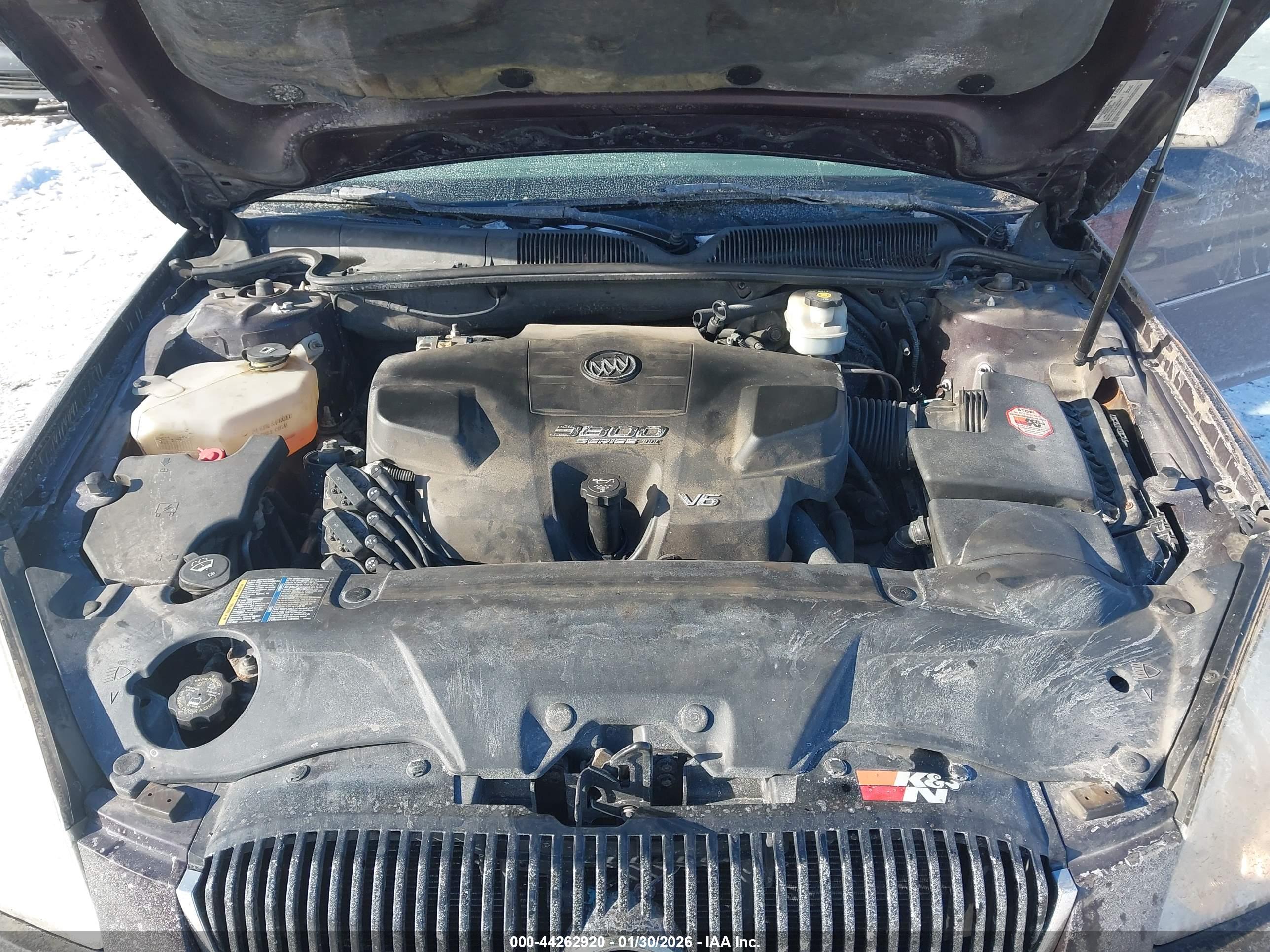 BUICK LUCERNE image 10
